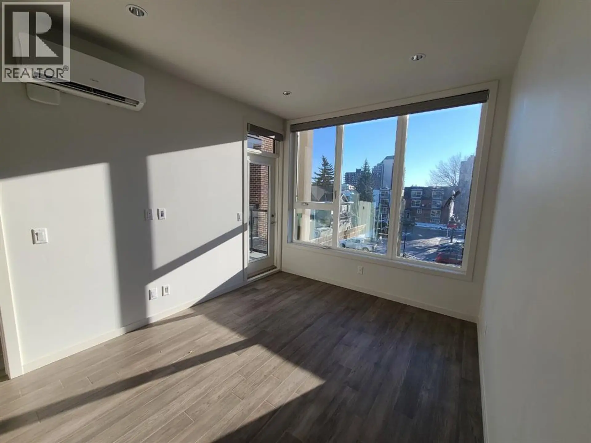 #306 317 22 Avenue SW - Image 4