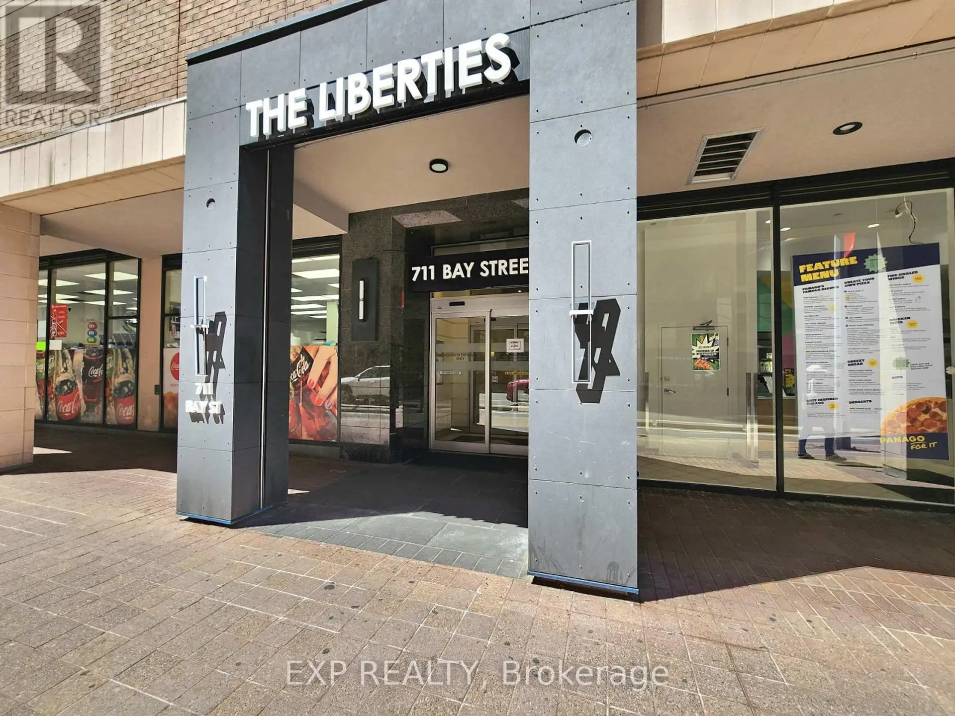 #1421 711 BAY STREET - Image 1