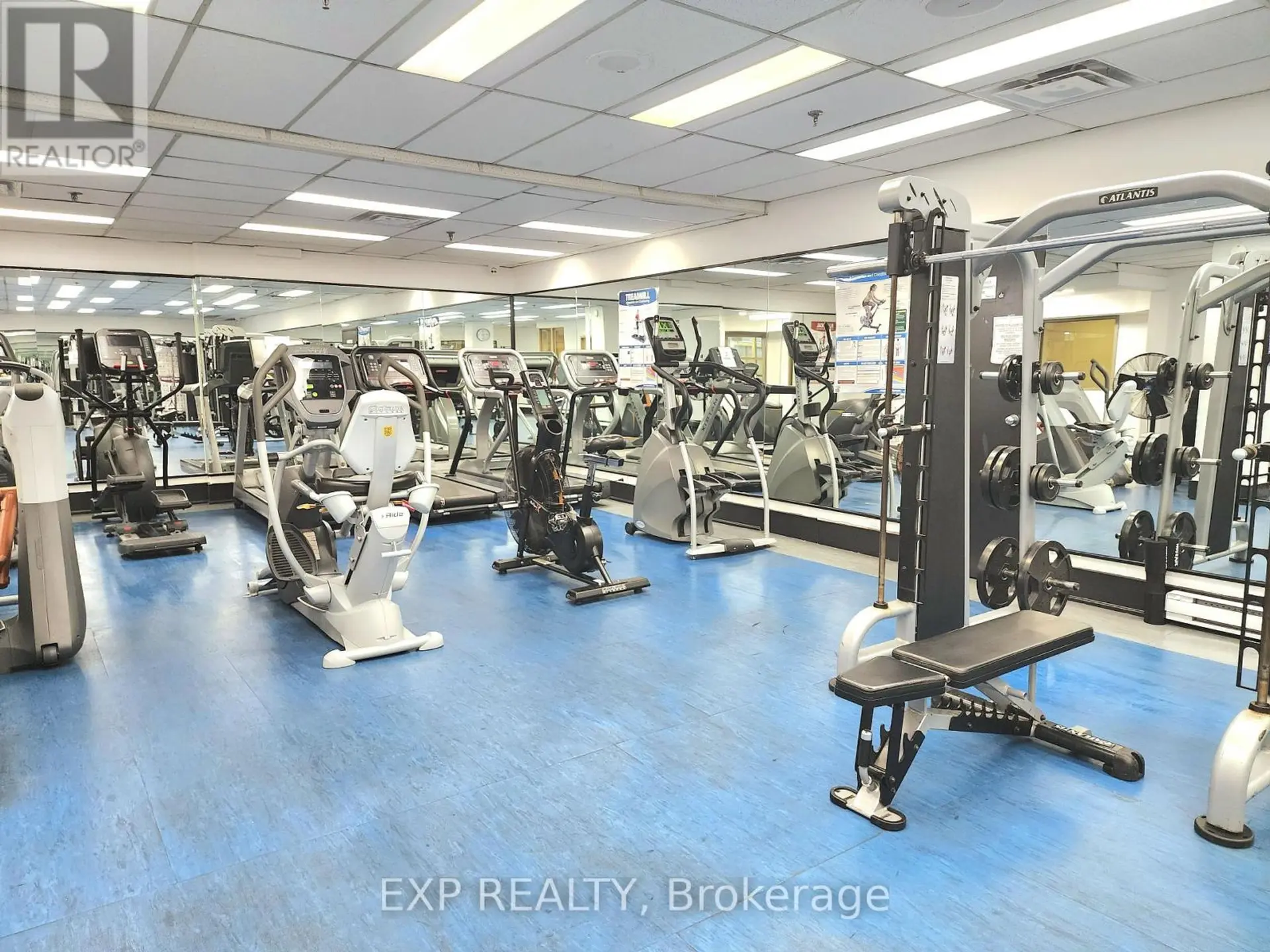 #1421 711 BAY STREET - Image 11