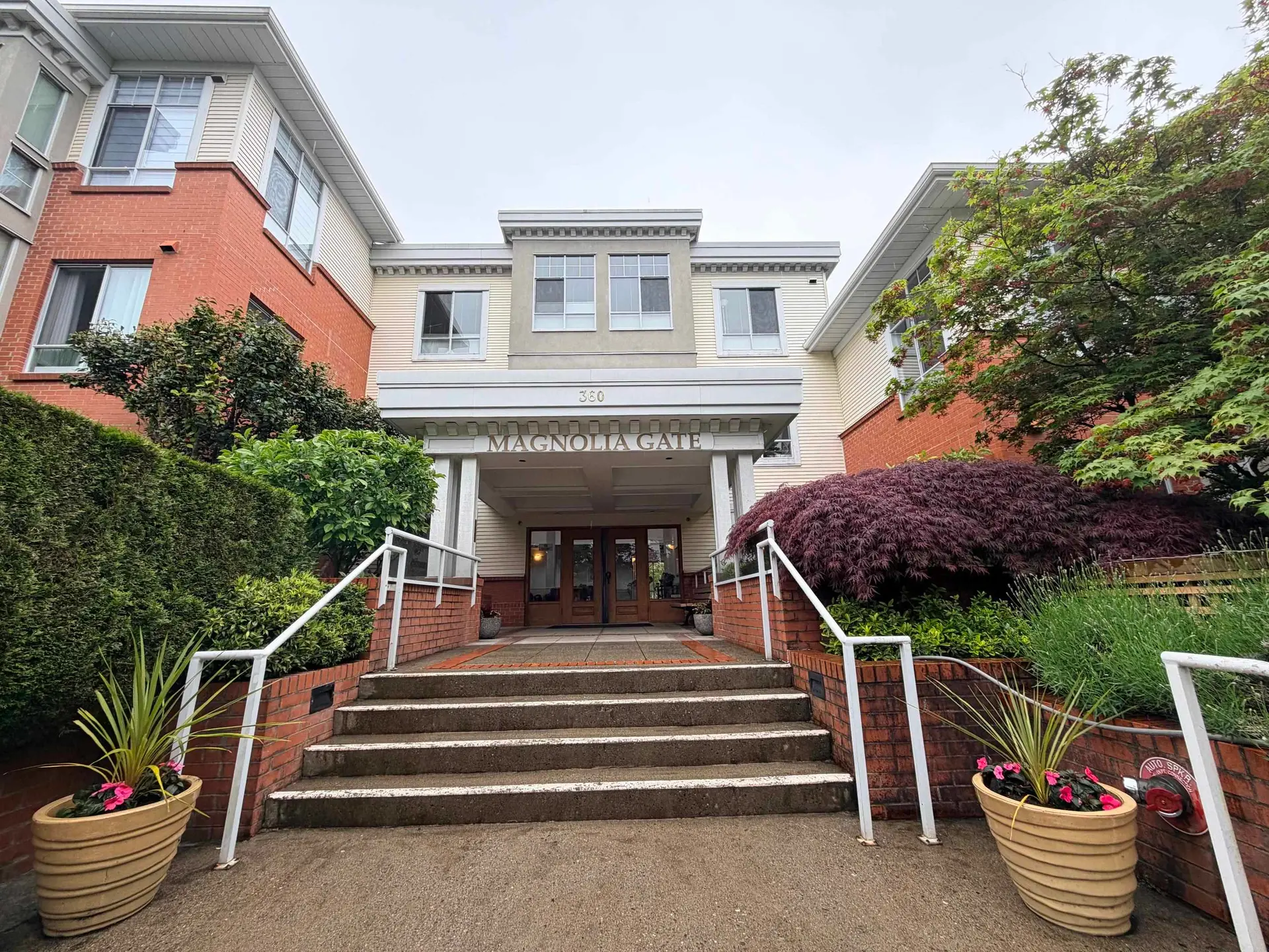 #402 360 E 36th Avenue - Image 10