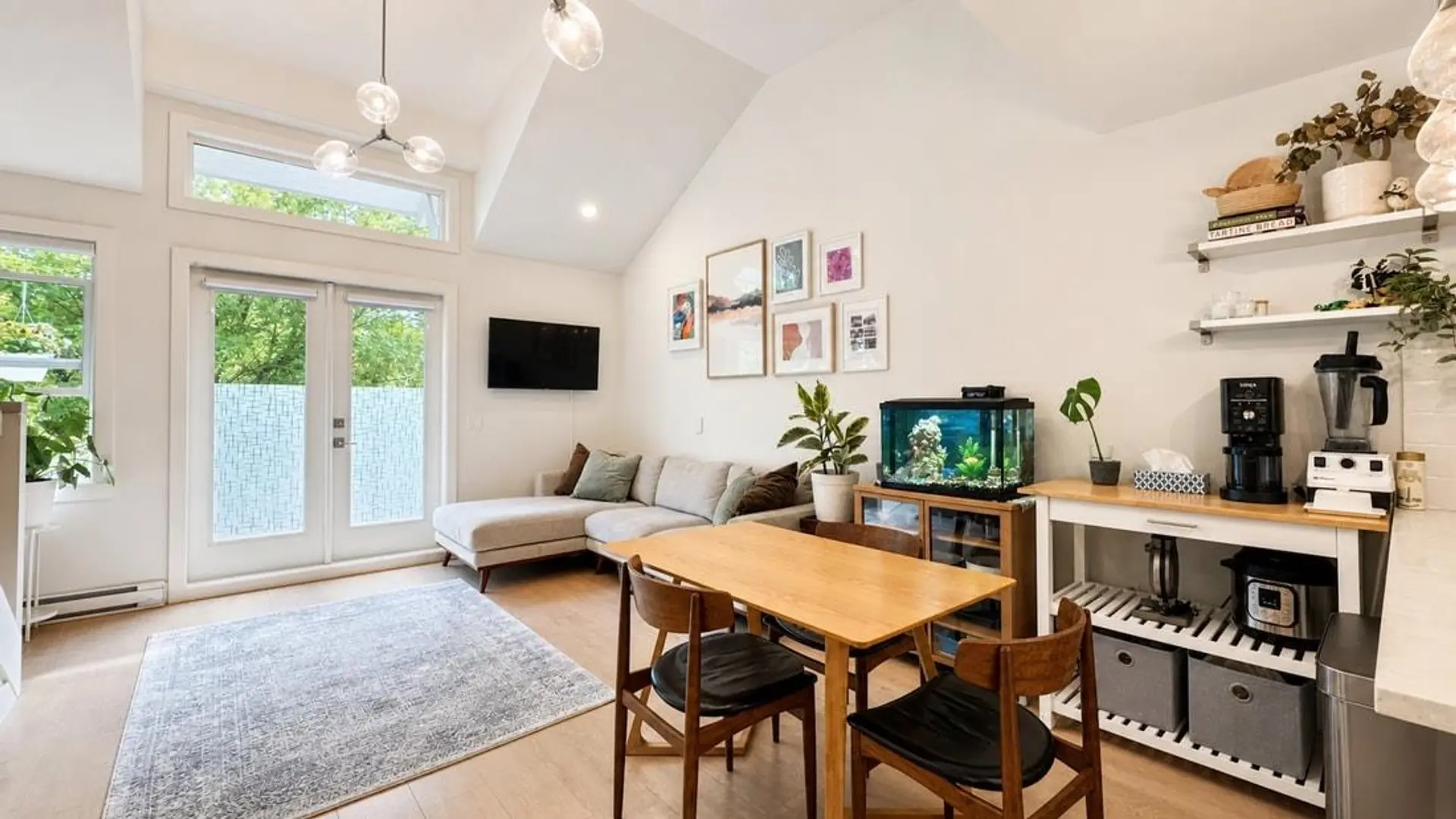 #201 2759 Horley Street - Image 3