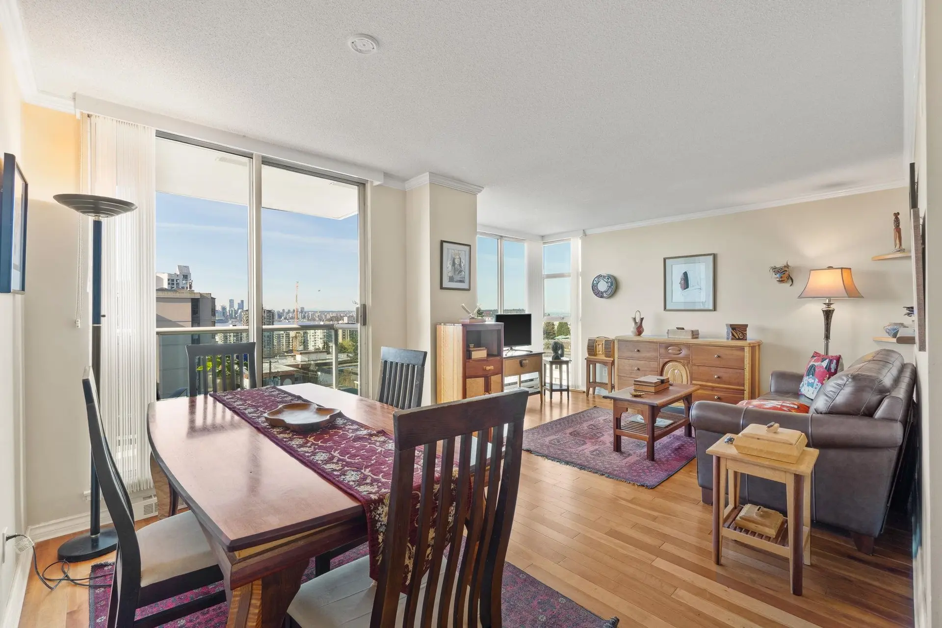 Property at #602 567 Lonsdale Avenue, North Vancouver, BC