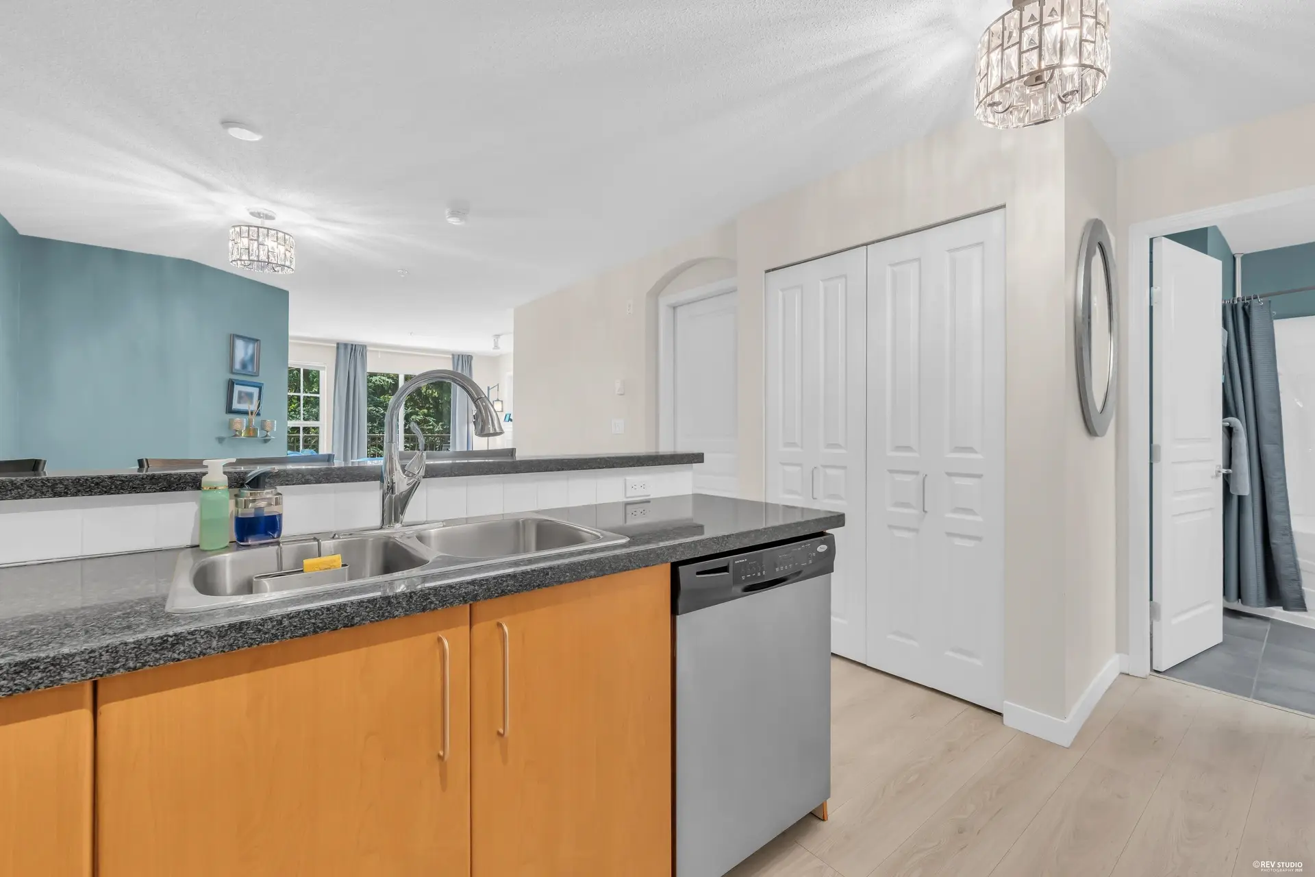 #411 3388 Morrey Court - Image 9