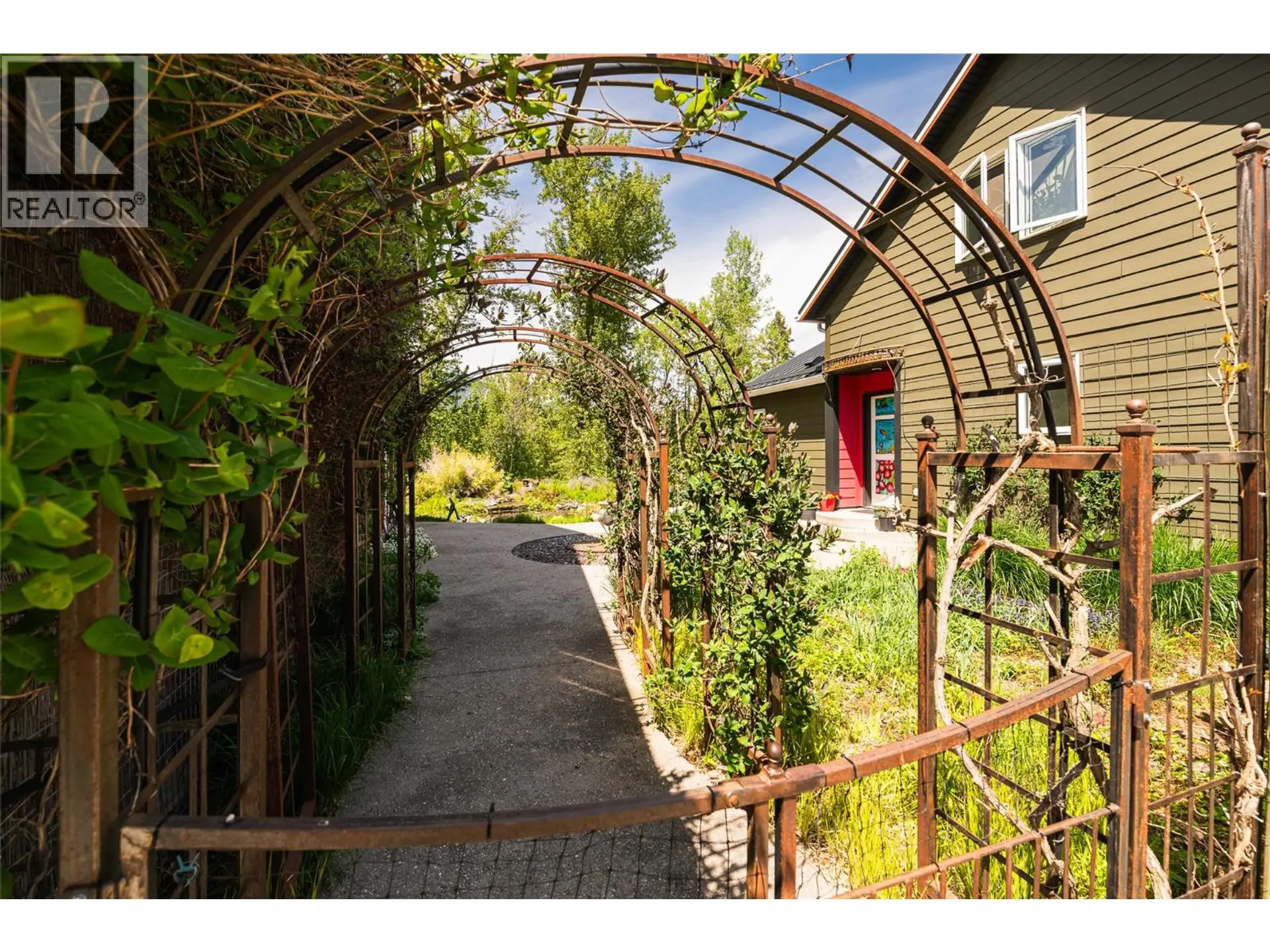 Property at 1067 Simmons Road, Creston, BC