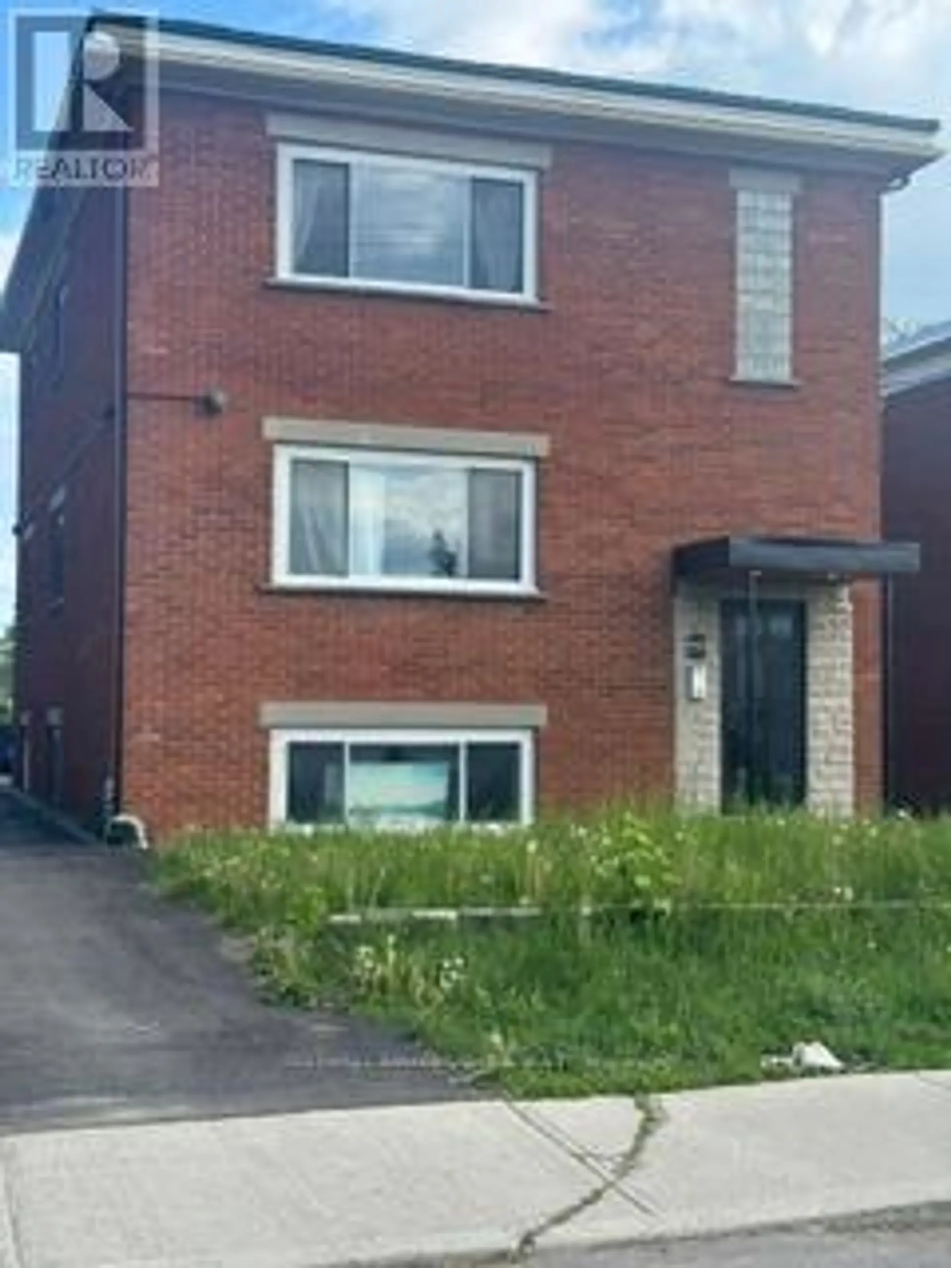 430 COTE STREET - Image 2