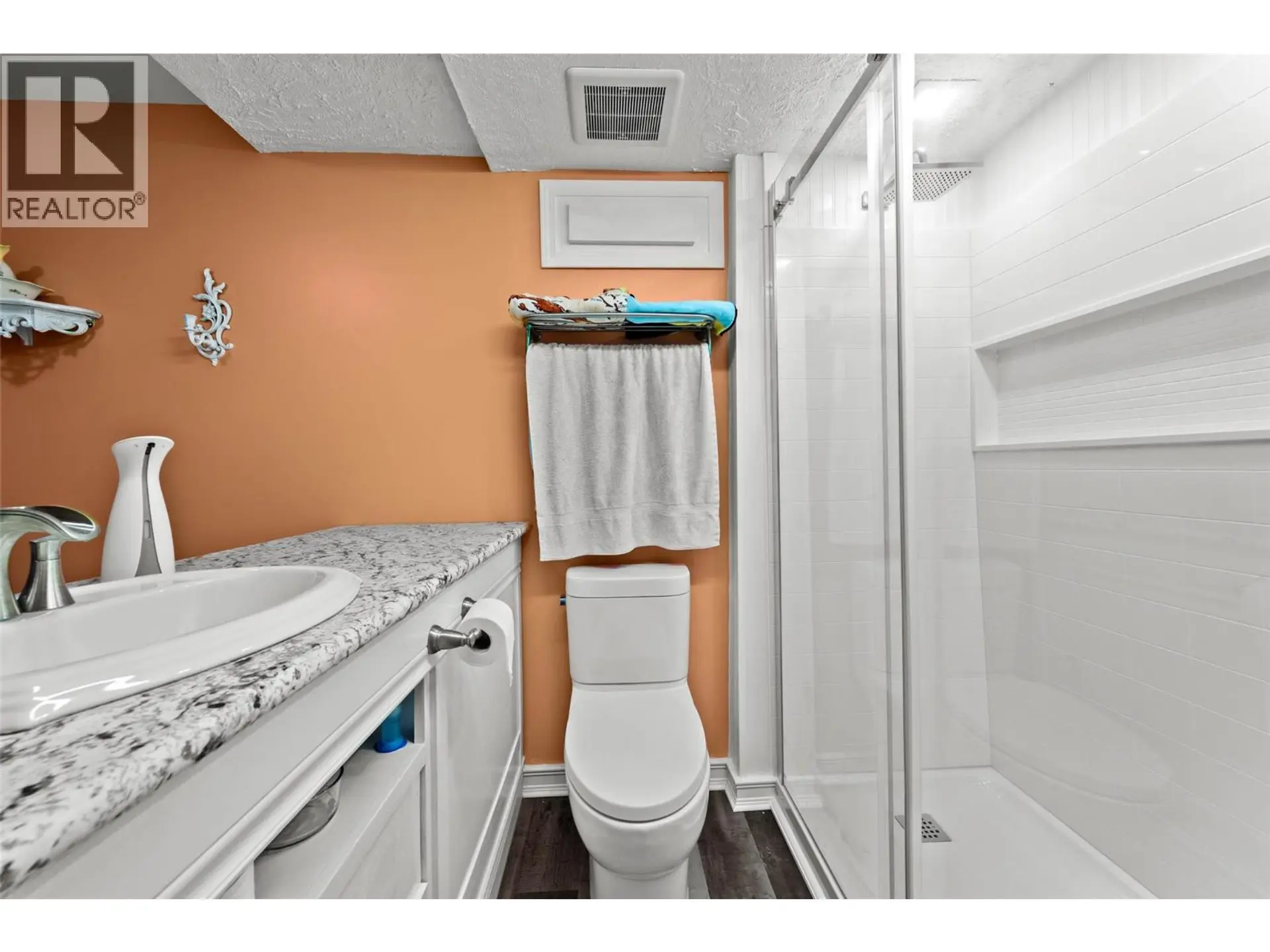 7280 Birch Close - Image 9