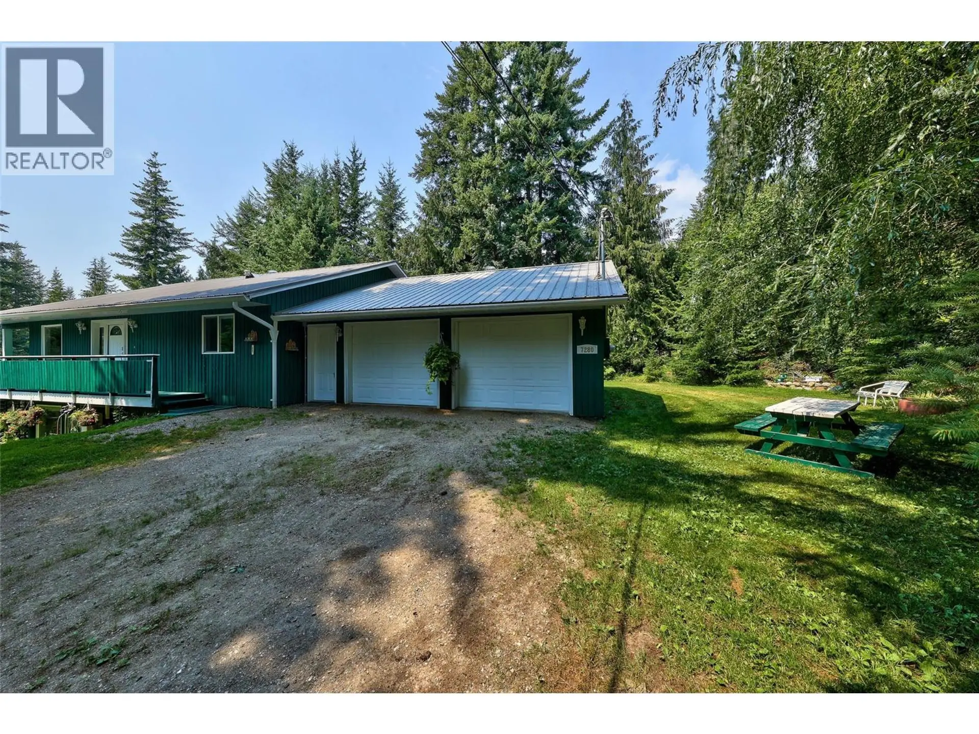 7280 Birch Close - Image 13