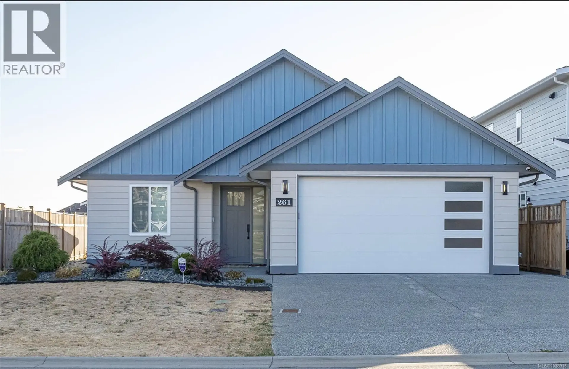 Property at 261 Dunbar Way, Parksville, BC