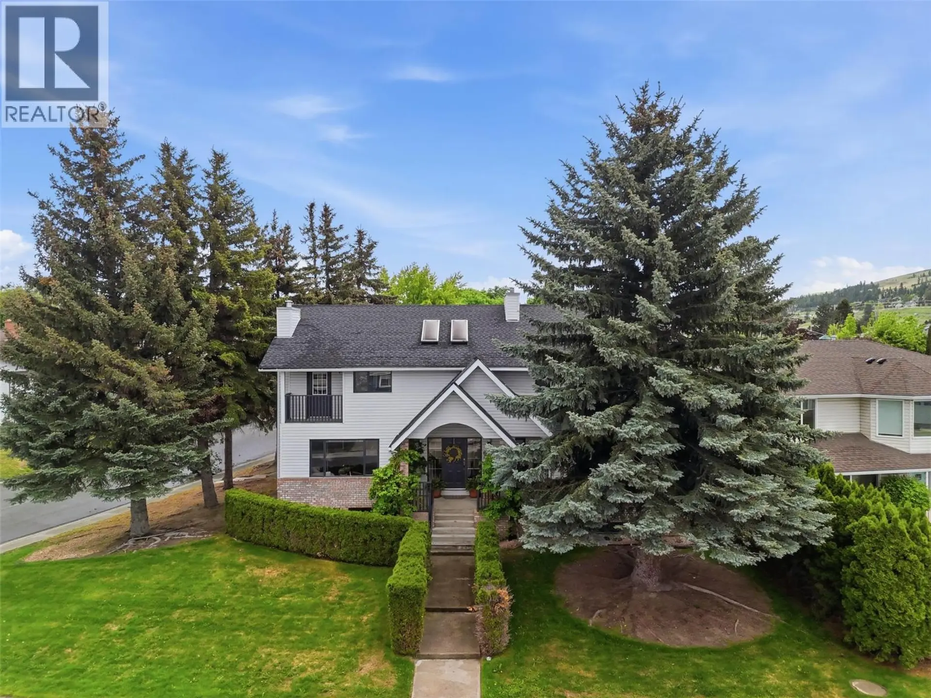 Property at 611 ROBSON Drive, Kamloops, BC