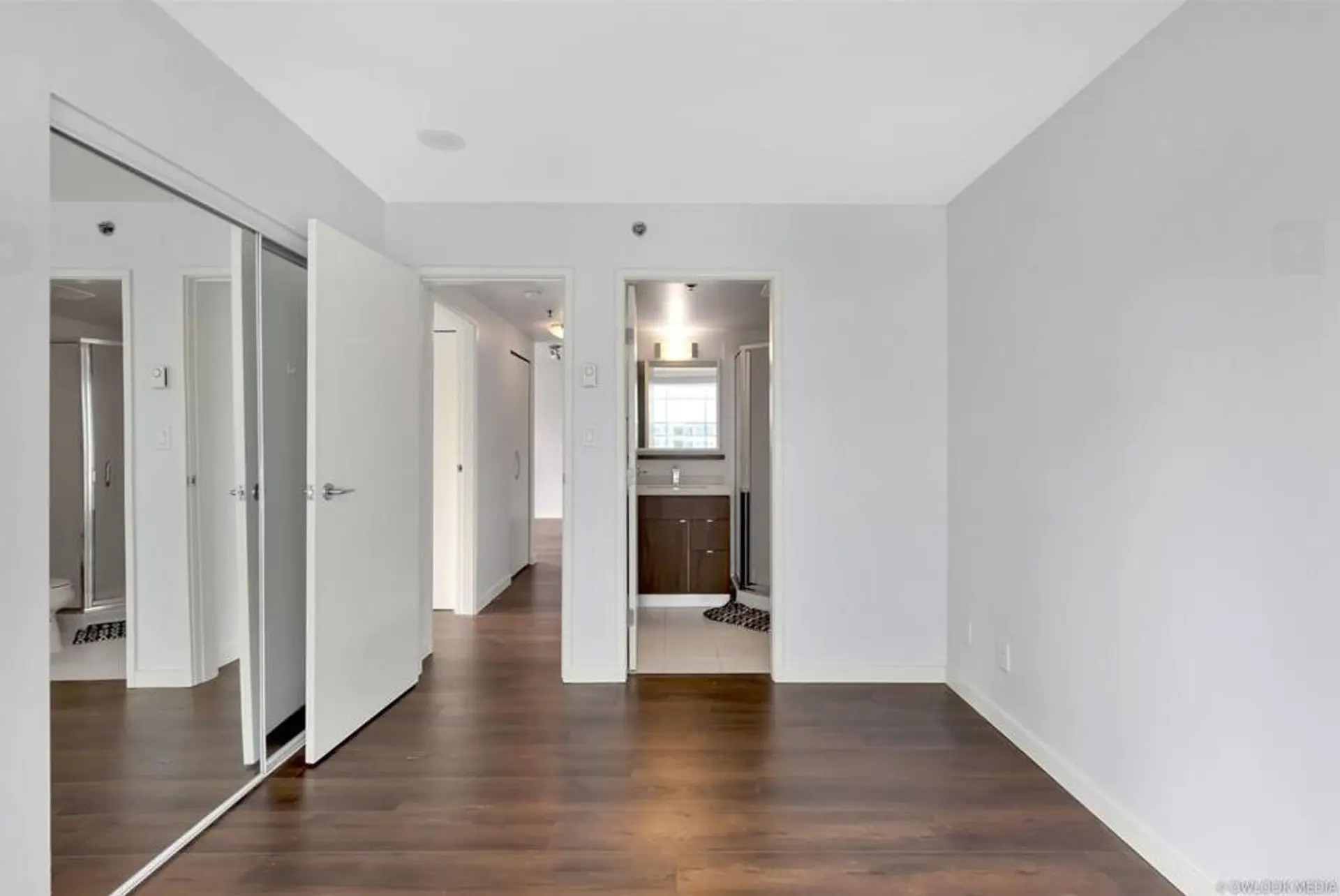 #906 822 Seymour Street - Image 10