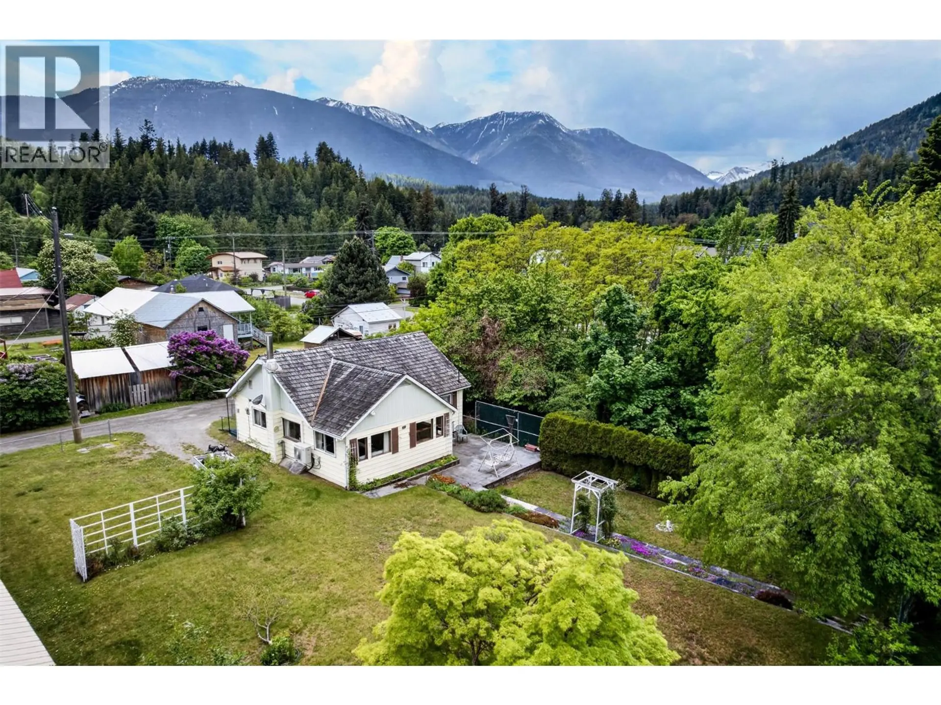 Property at 239 B Avenue, Kaslo, BC