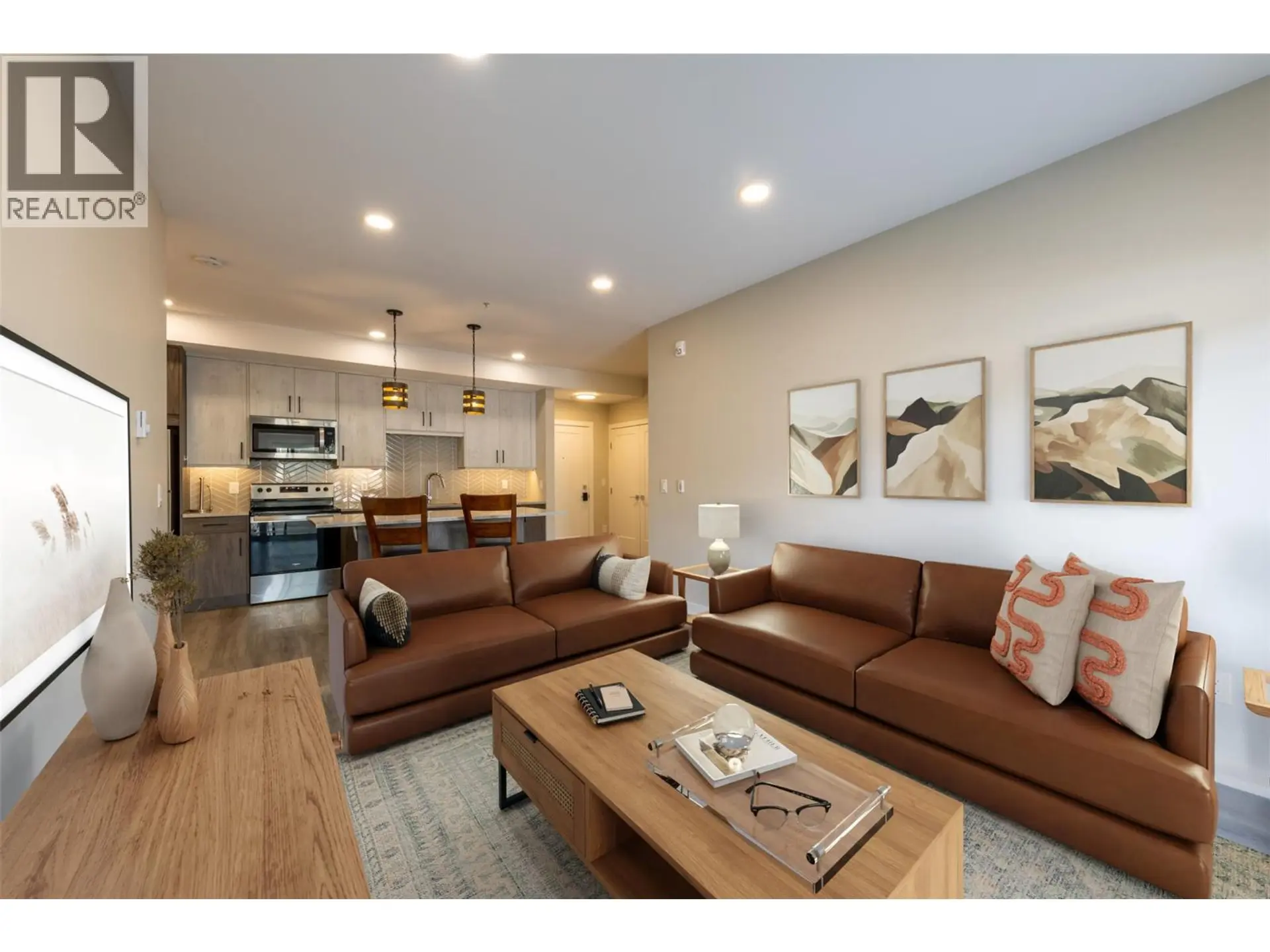 Property at #203 1200 11th Avenue N, Golden, BC