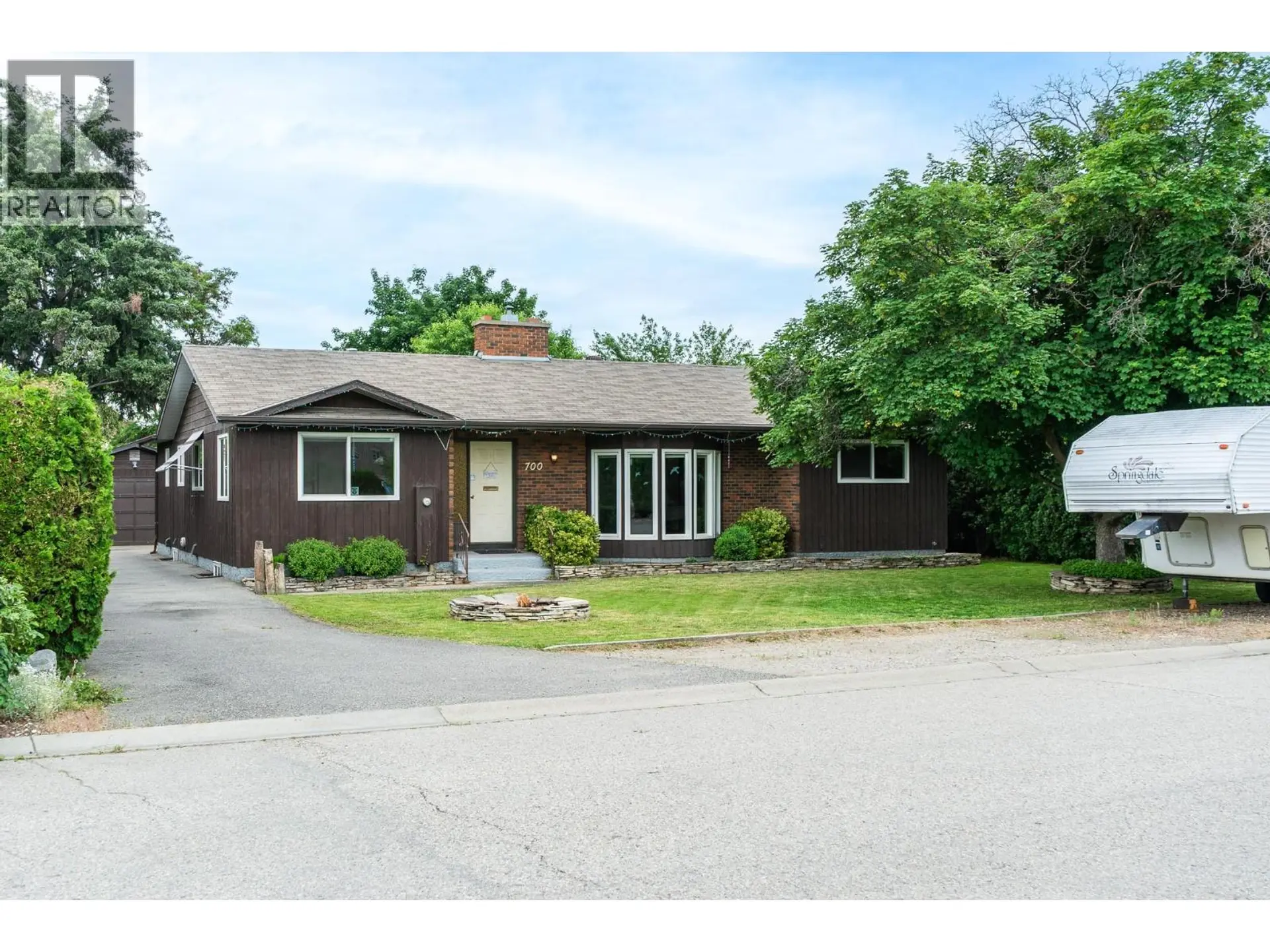 Property at 700 Richards Road, Kelowna, BC