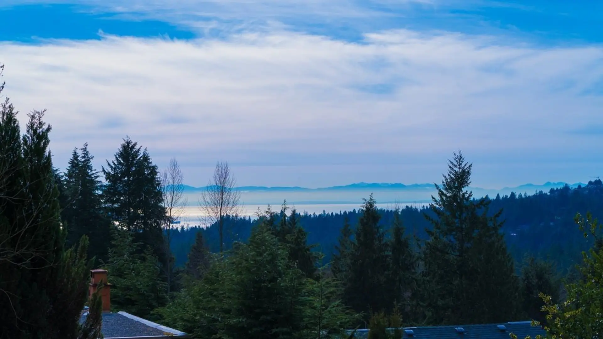 5240 Malaspina Place - Image 2