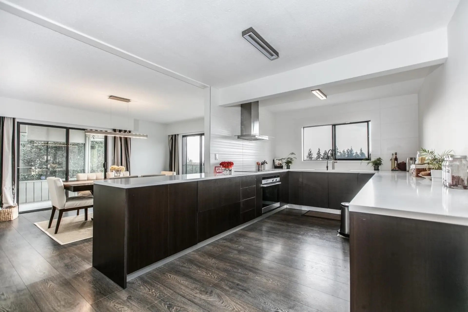 5240 Malaspina Place - Image 7