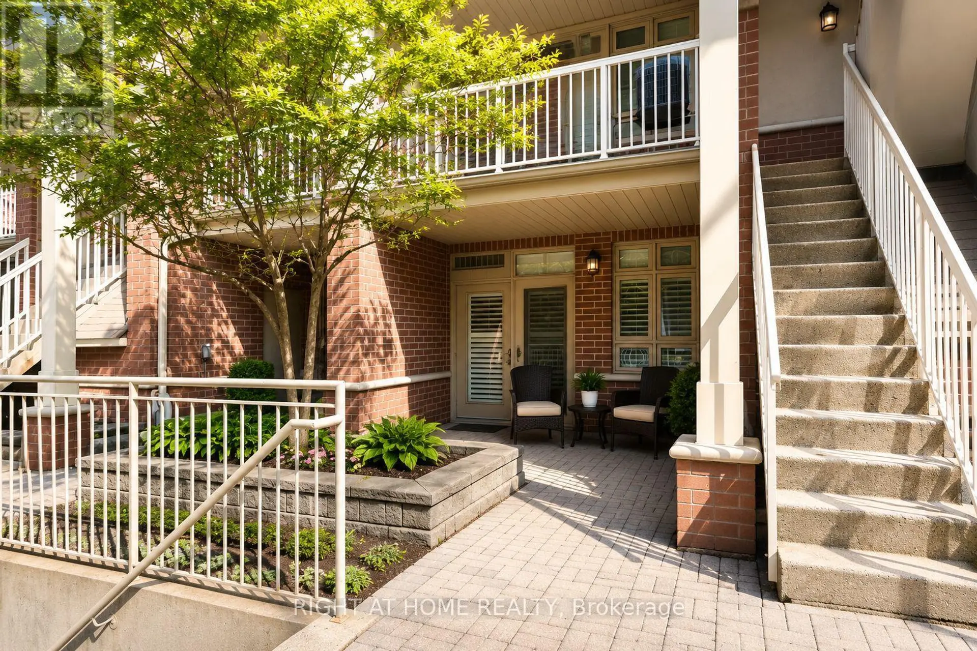 #8 1949 LAWRENCE AVENUE W - Image 18