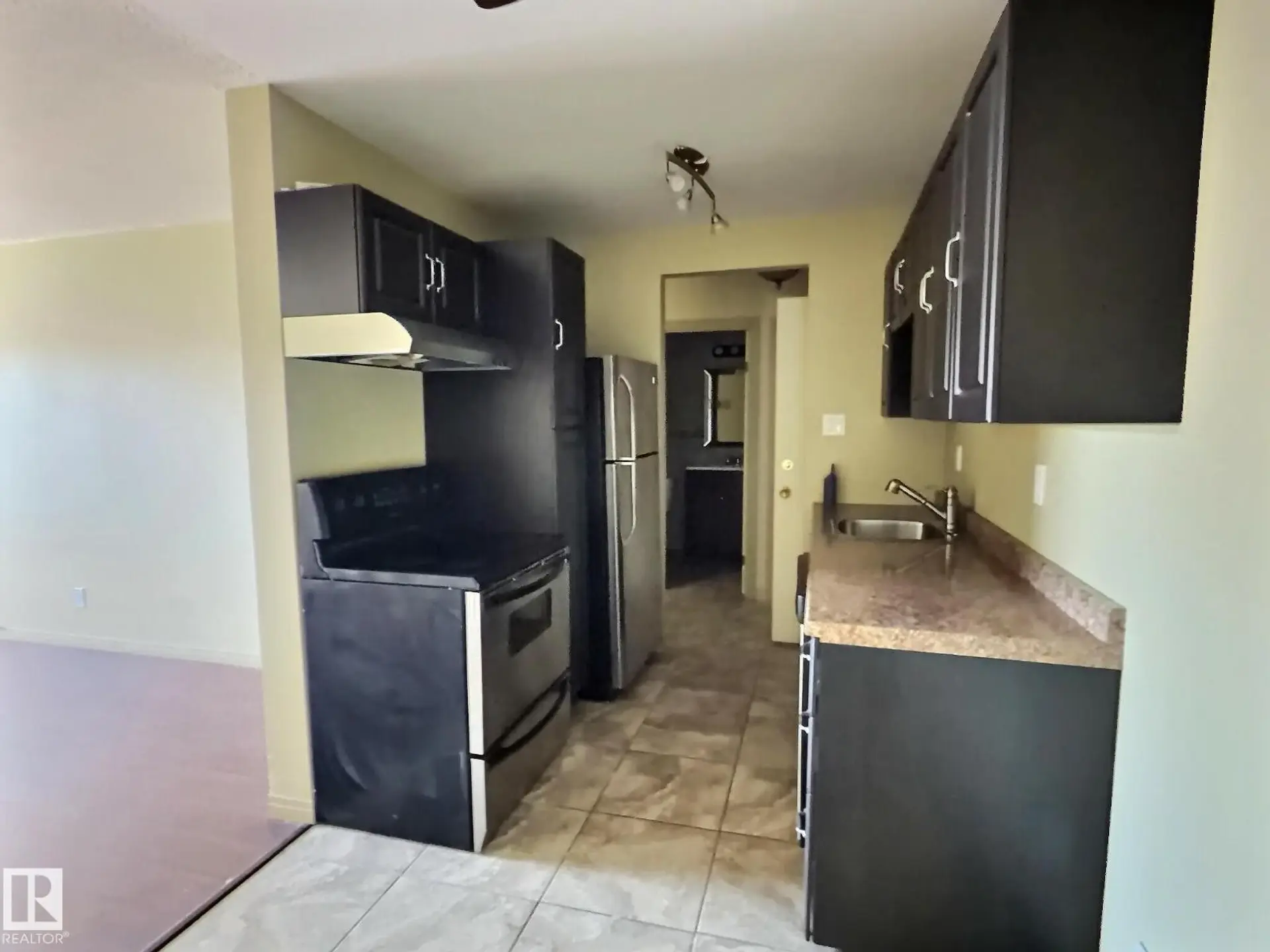 #306 9730 156 ST NW - Image 3