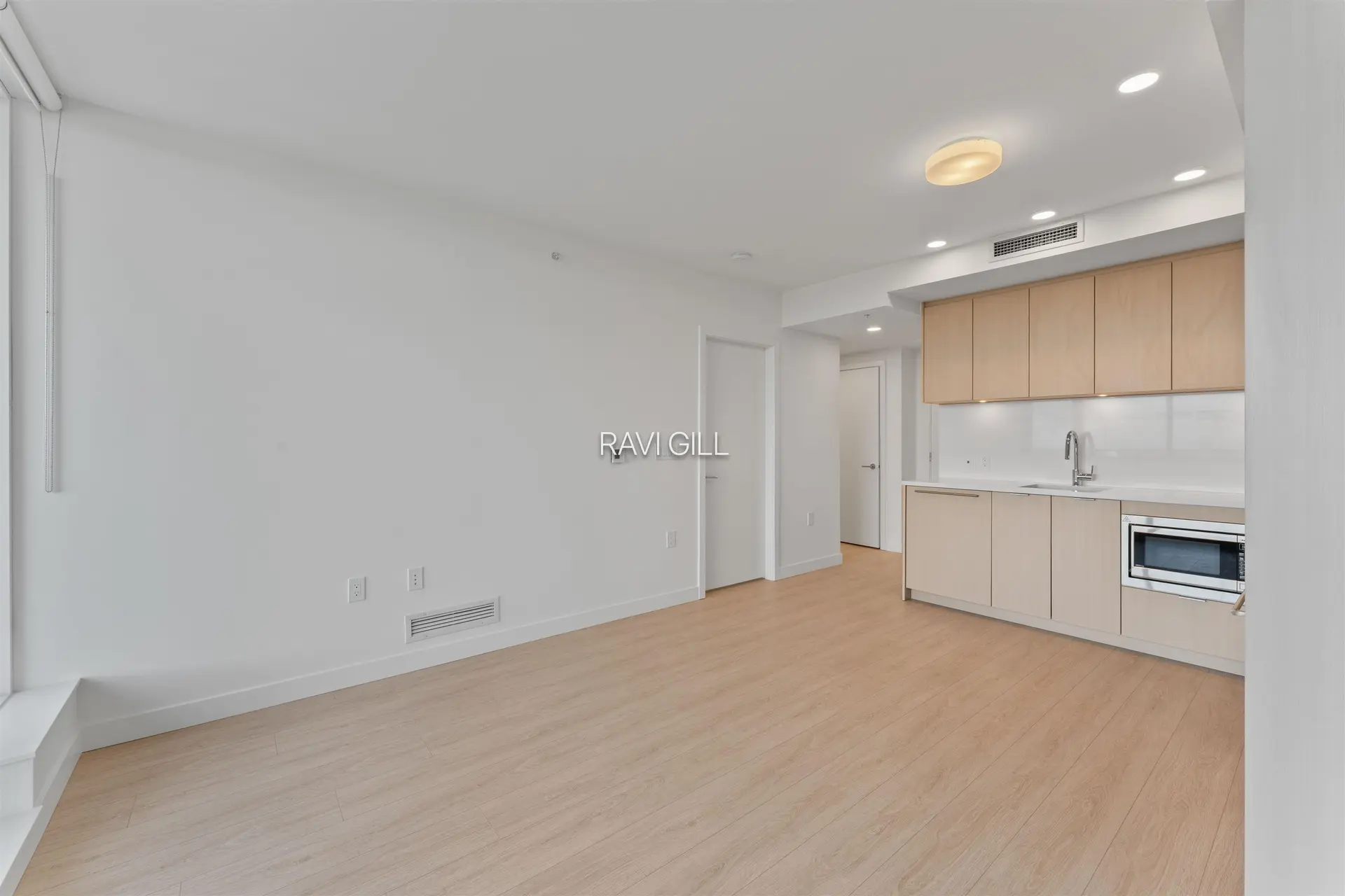 #512 13675 107a Avenue - Image 5