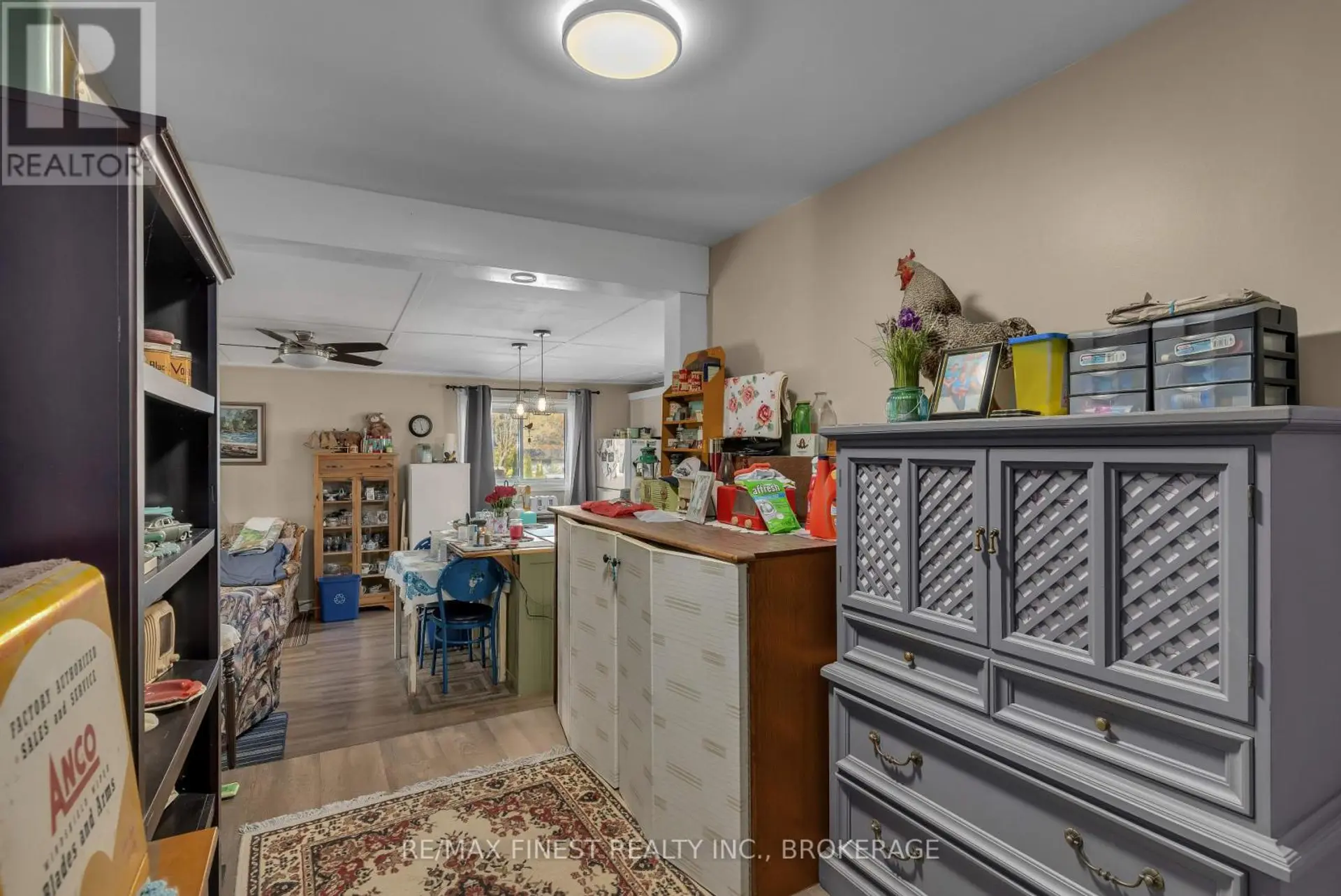 186 THOMAS STREET - Image 11