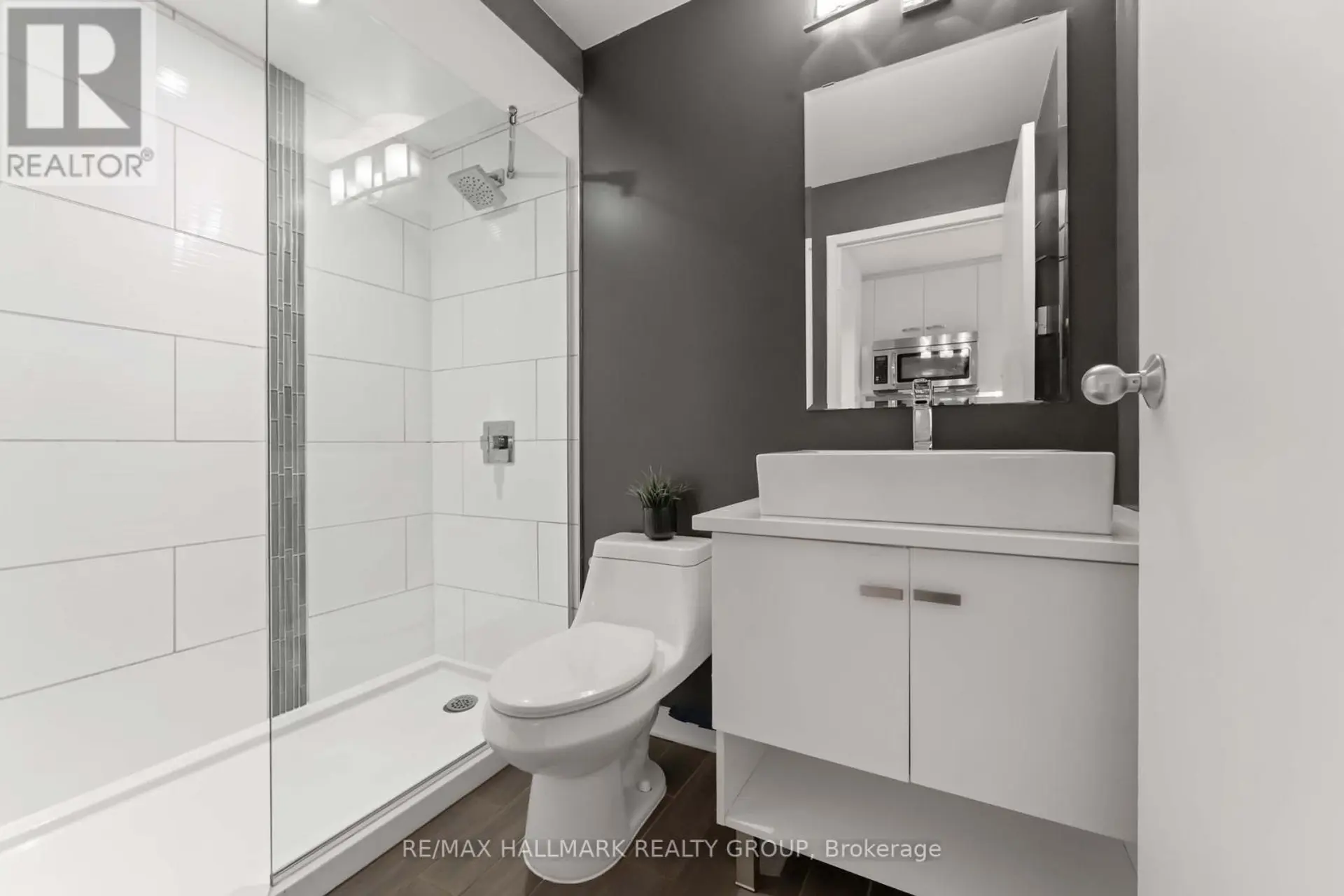 #15 202 ST PATRICK STREET - Image 14