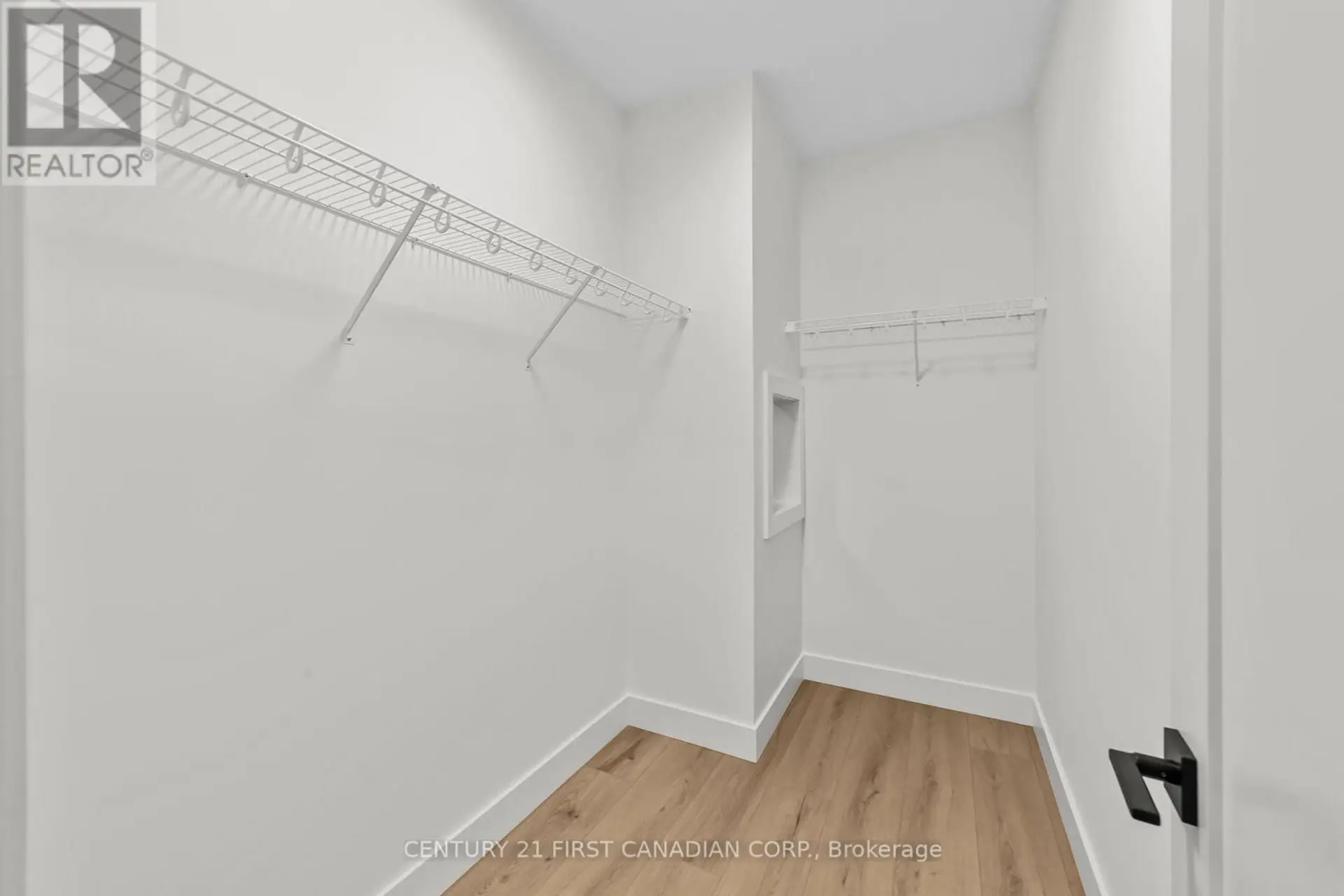 134 ADDISON AVENUE - Image 14
