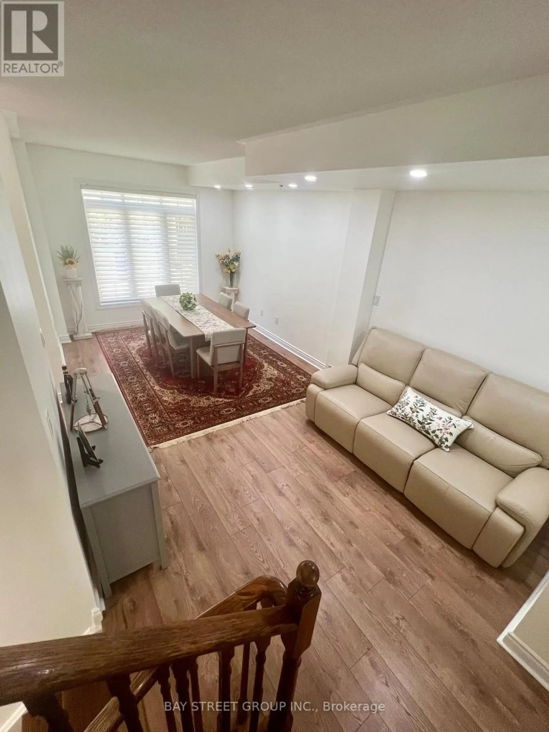 #56 8 BRIGHTON PLACE - Image 6