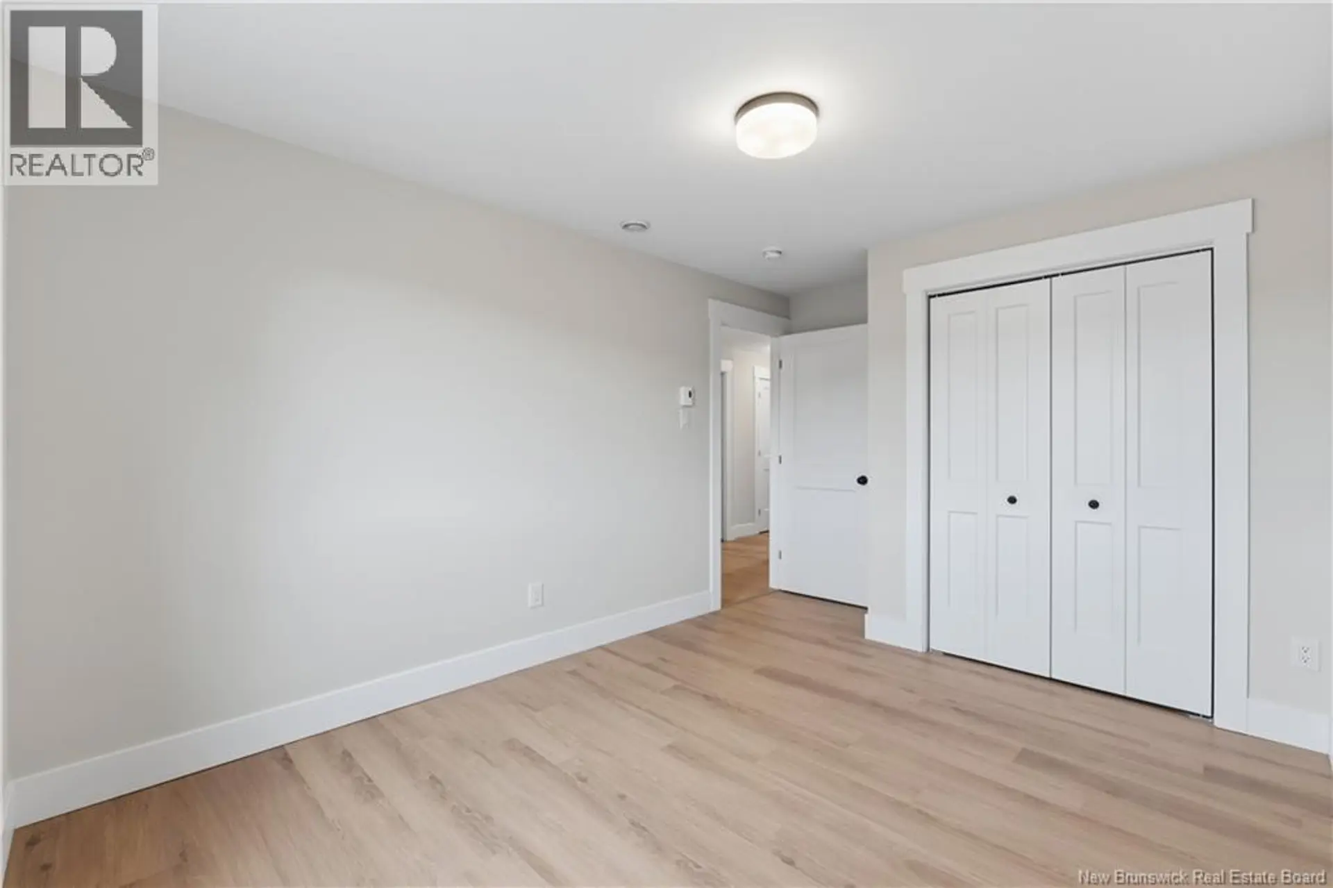 272 MacCoun Street - Image 5