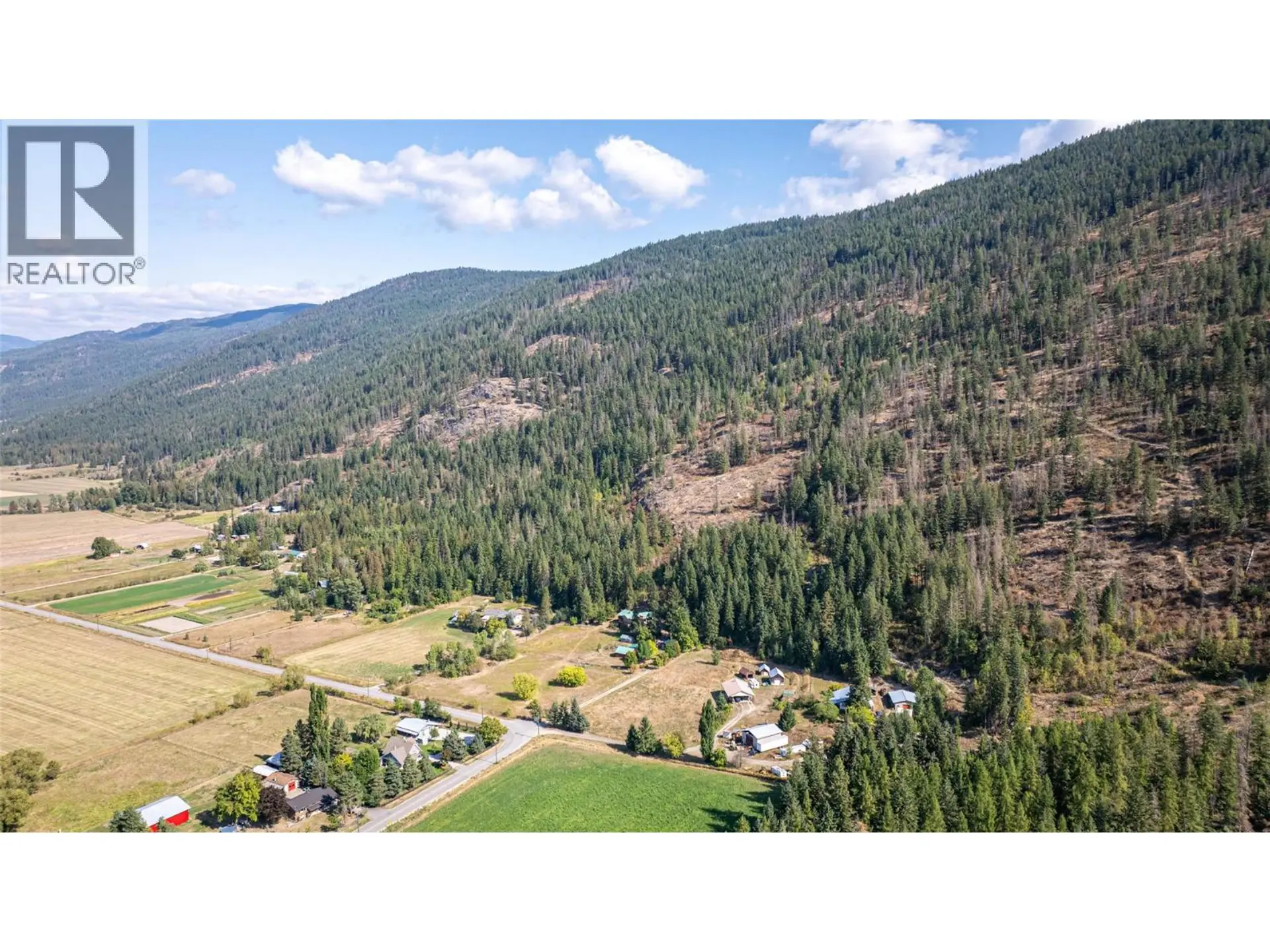 4596 Back Enderby Road - Image 5