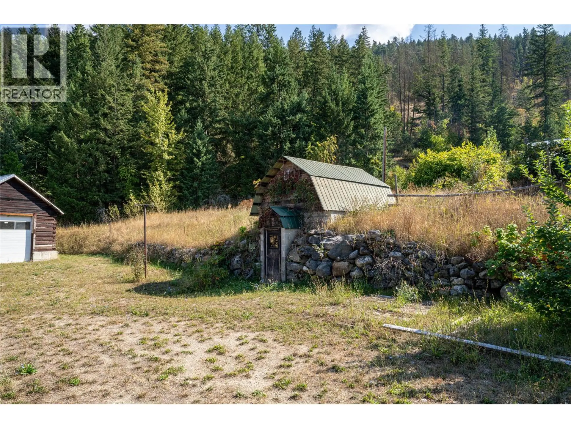 4596 Back Enderby Road - Image 9