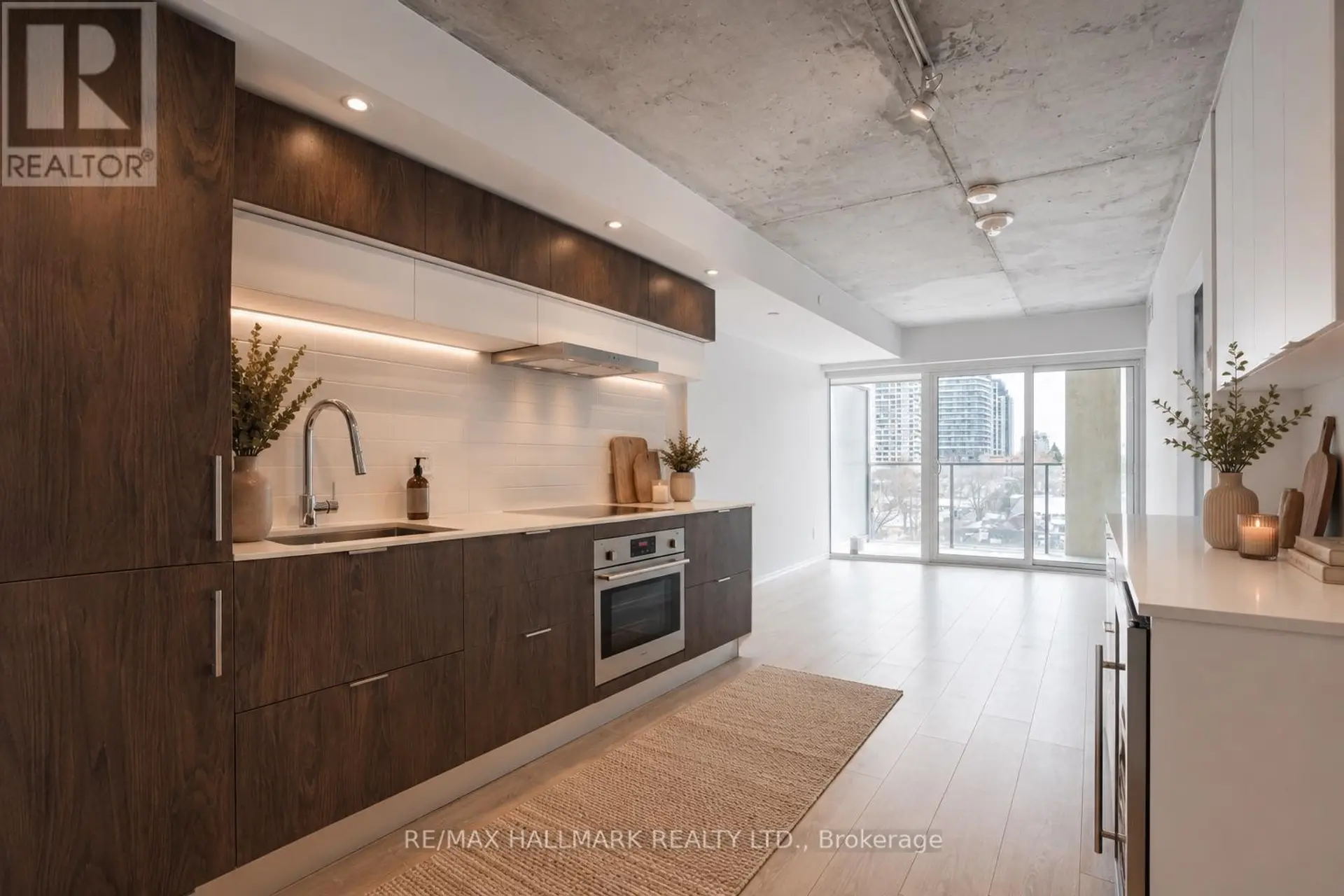 #707 5 SOUDAN AVENUE - Image 11