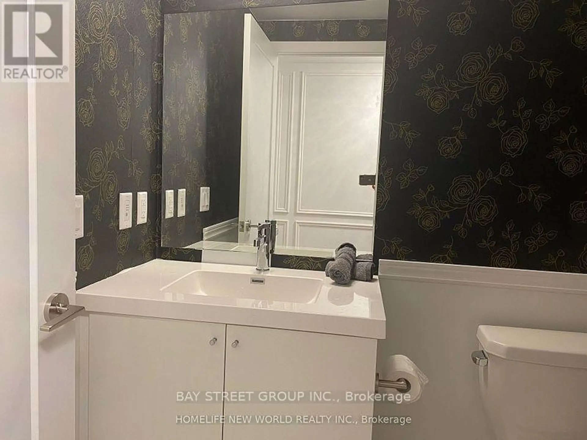 #2515 2545 SIMCOE STREET N - Image 13