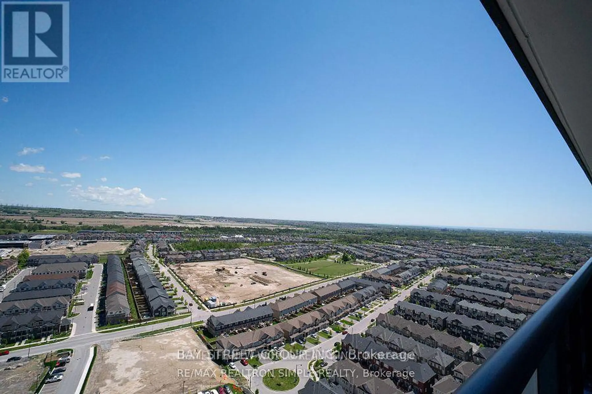 #2515 2545 SIMCOE STREET N - Image 17
