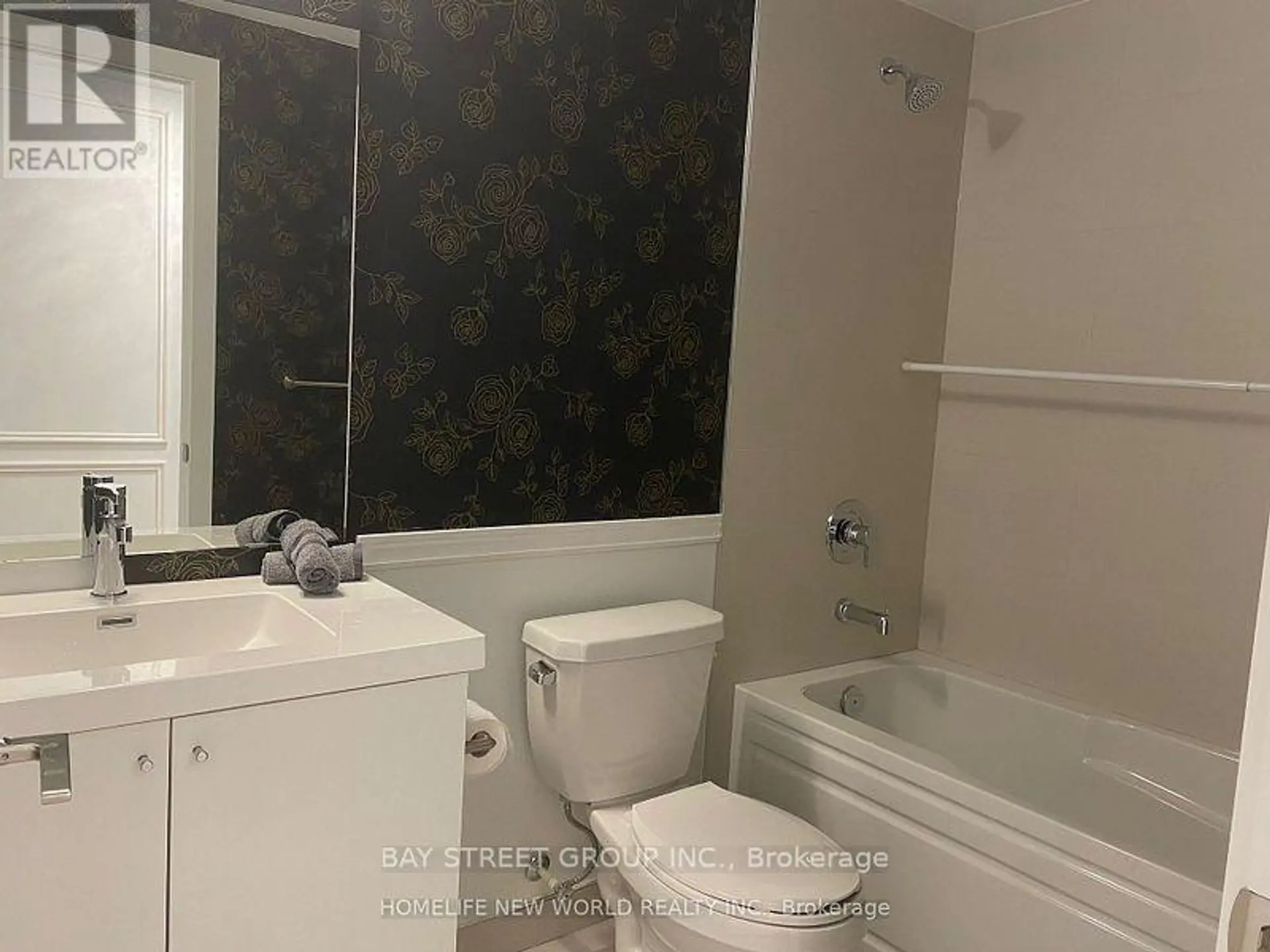 #2515 2545 SIMCOE STREET N - Image 18