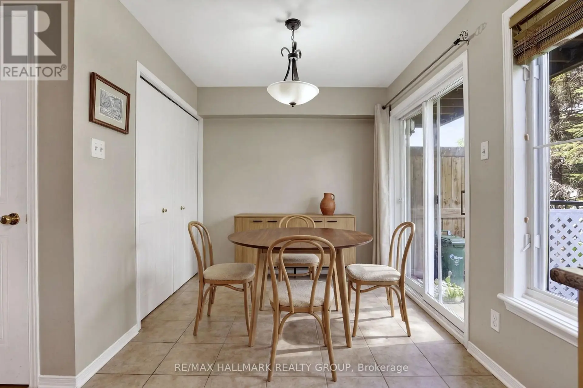 62 BRISTON PRIVATE - Image 7