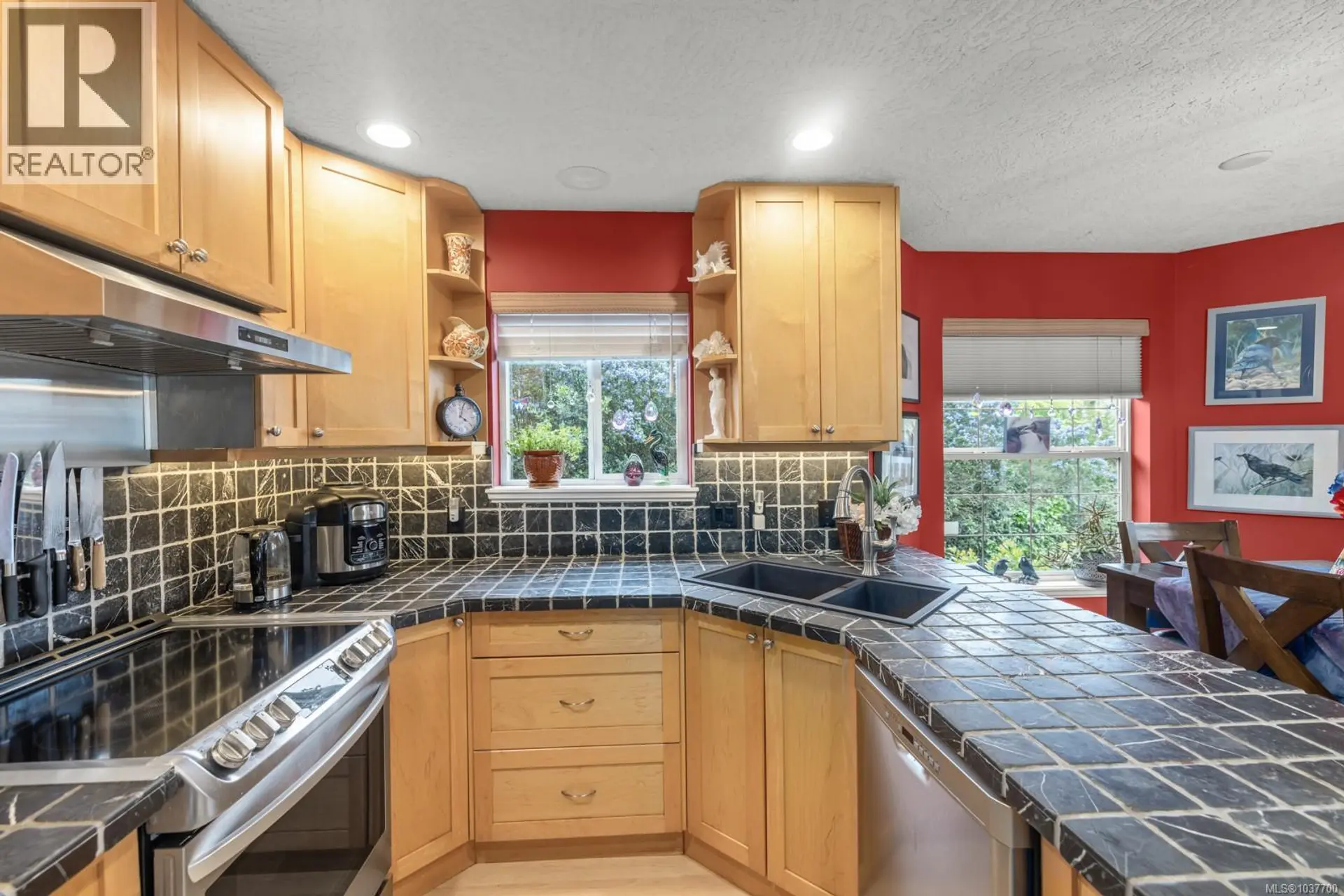 2902 Irma St - Image 4