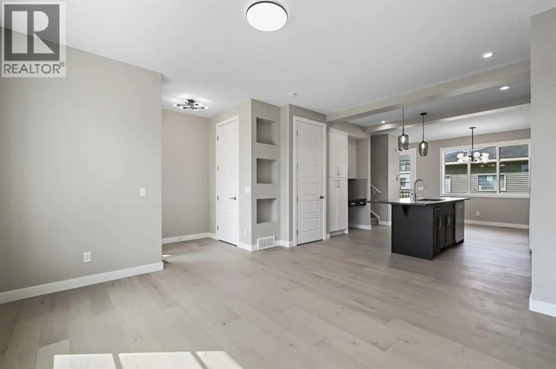 245 Cobblestone Gate SW - Image 6