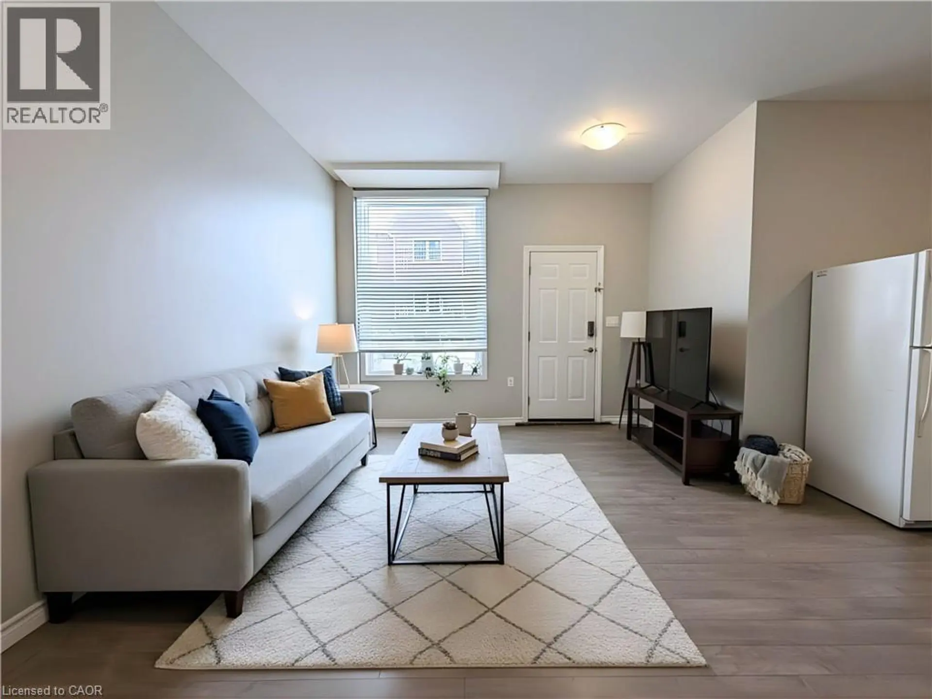 105 CHEEVER Street - Image 4