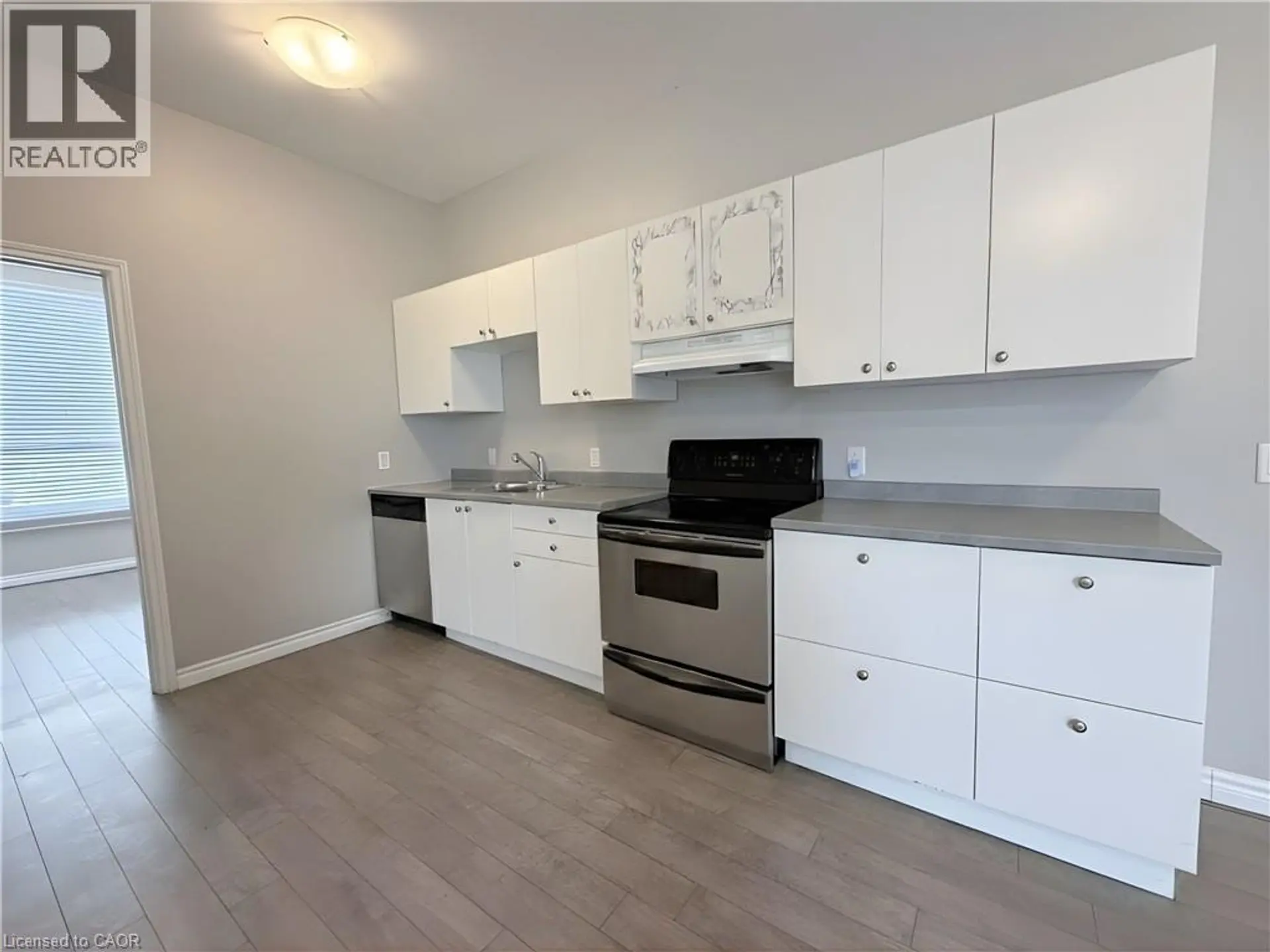 105 CHEEVER Street - Image 5