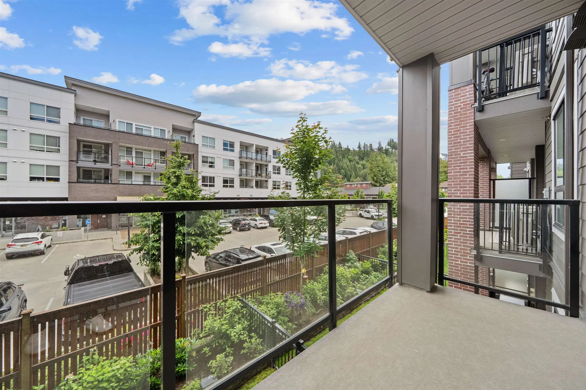 #208 45511 Campus Drive - Image 9