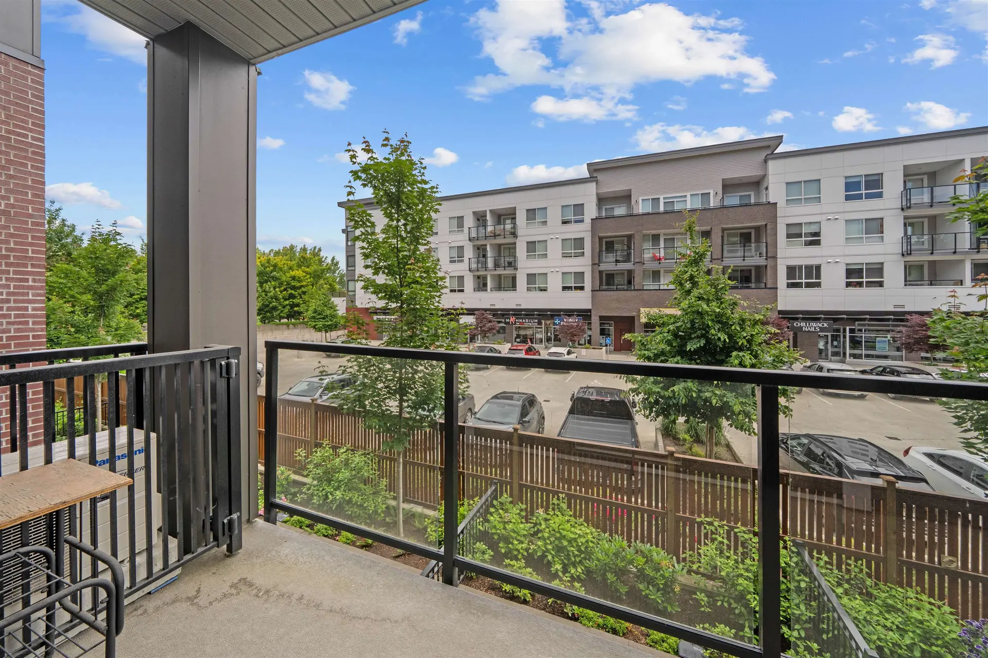 #208 45511 Campus Drive - Image 8