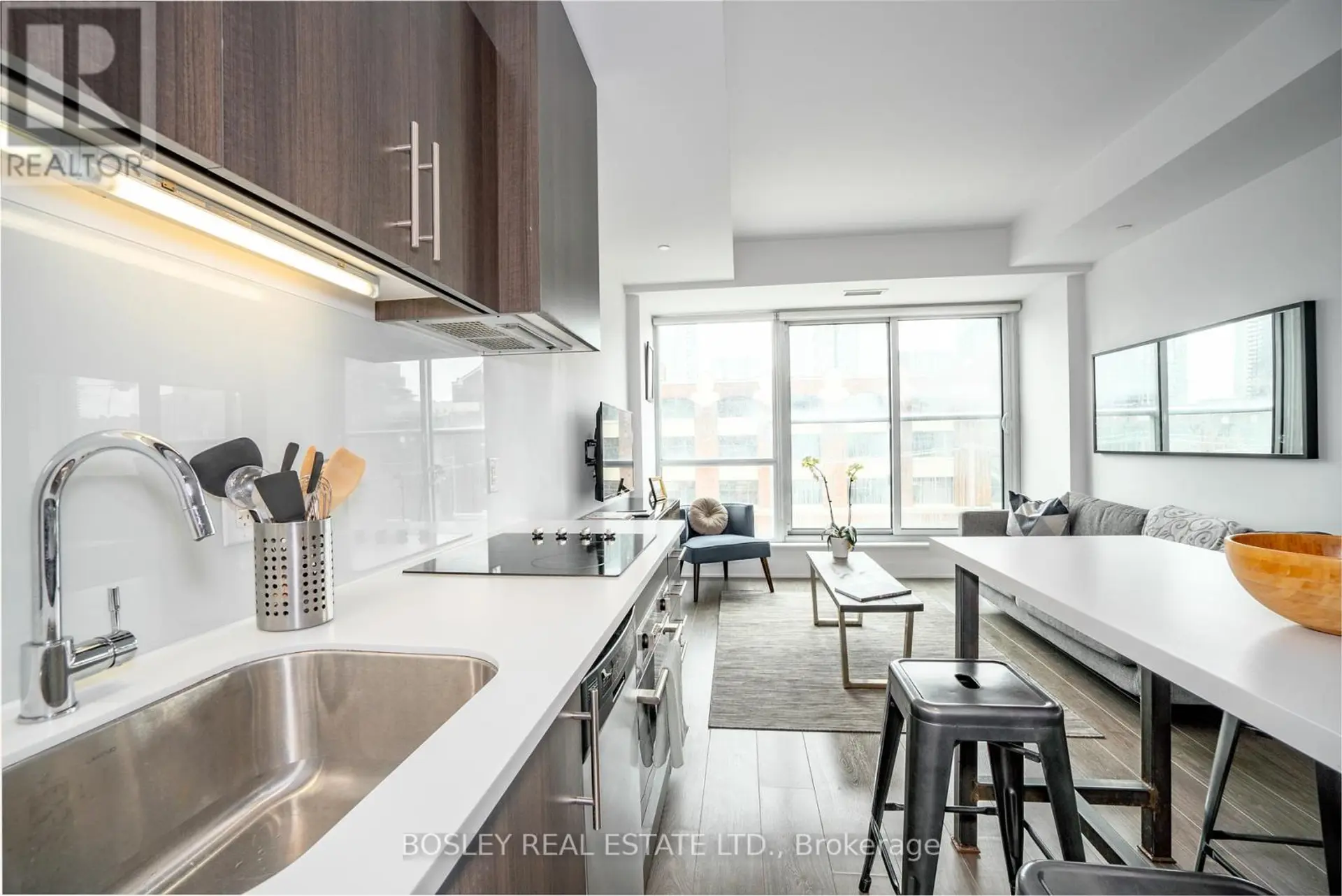 #401 508 WELLINGTON STREET - Image 10