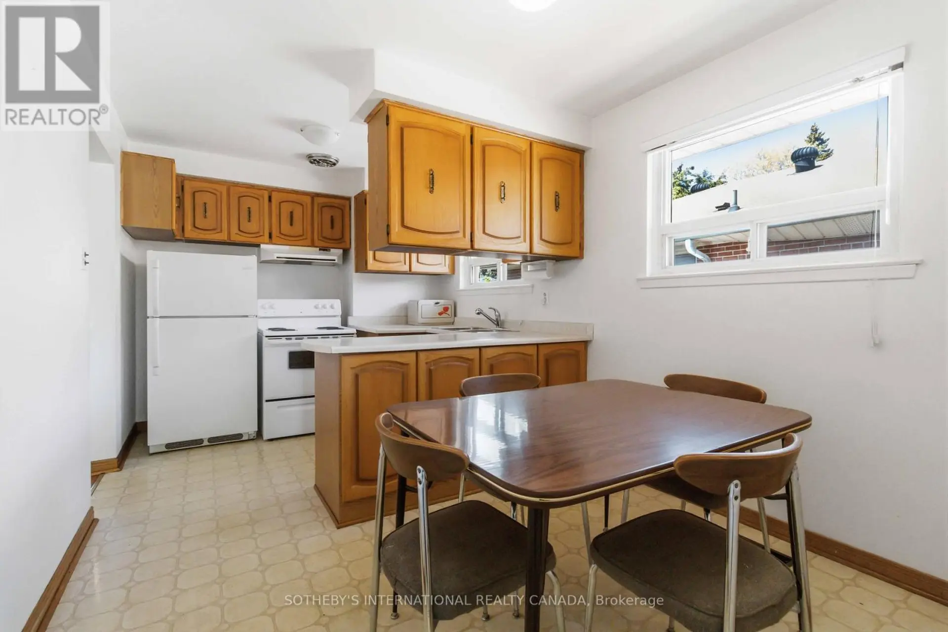 11 PAGODA PLACE - Image 7