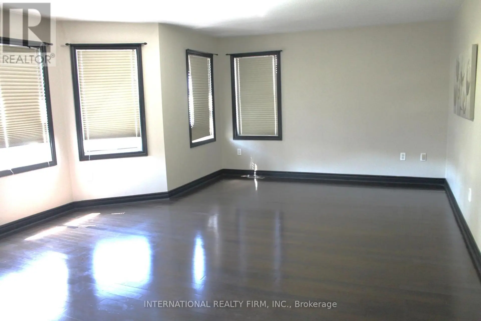412 WRIGHT CRESCENT - Image 11