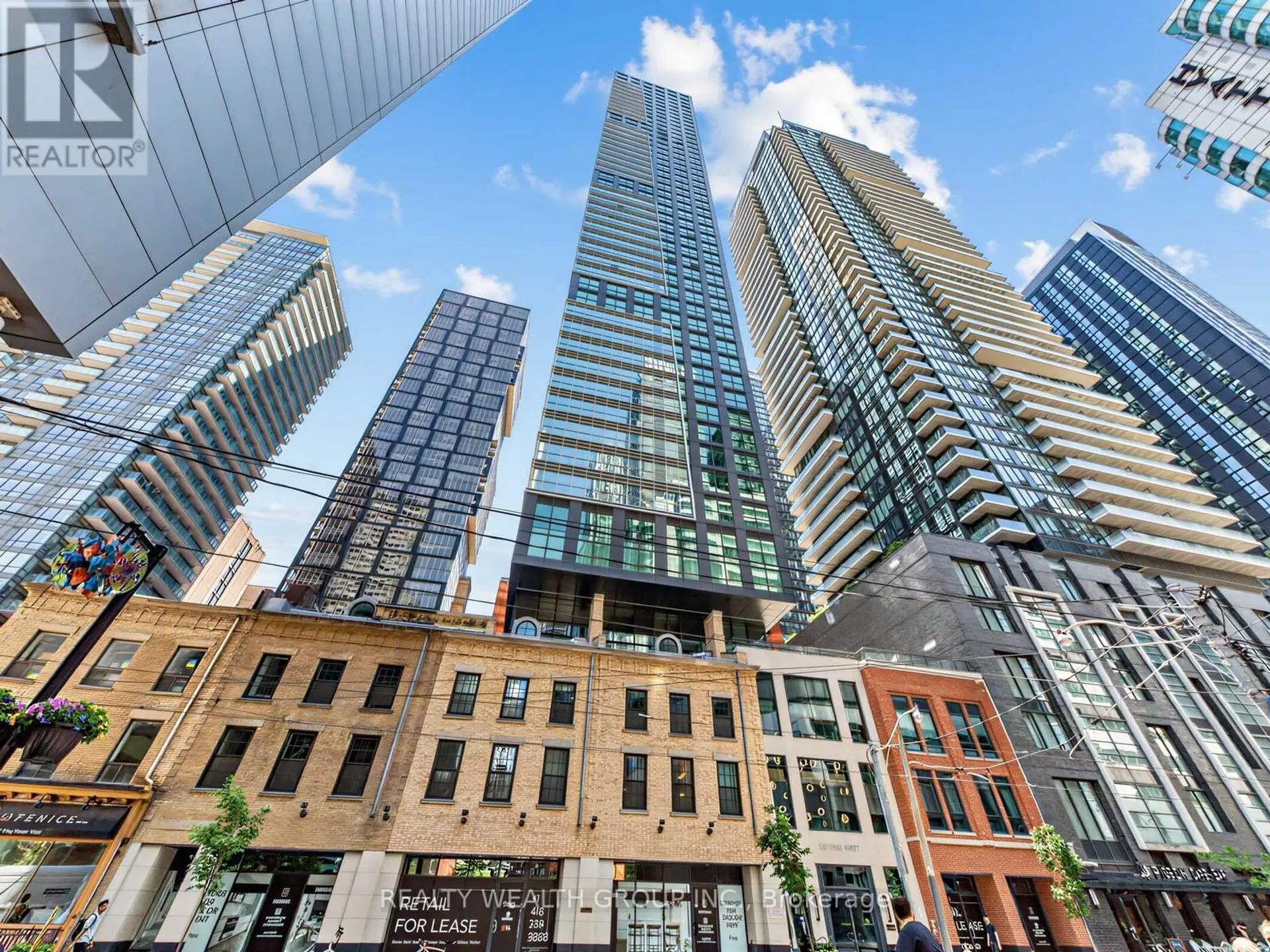 #1305 327 KING STREET W - Image 1