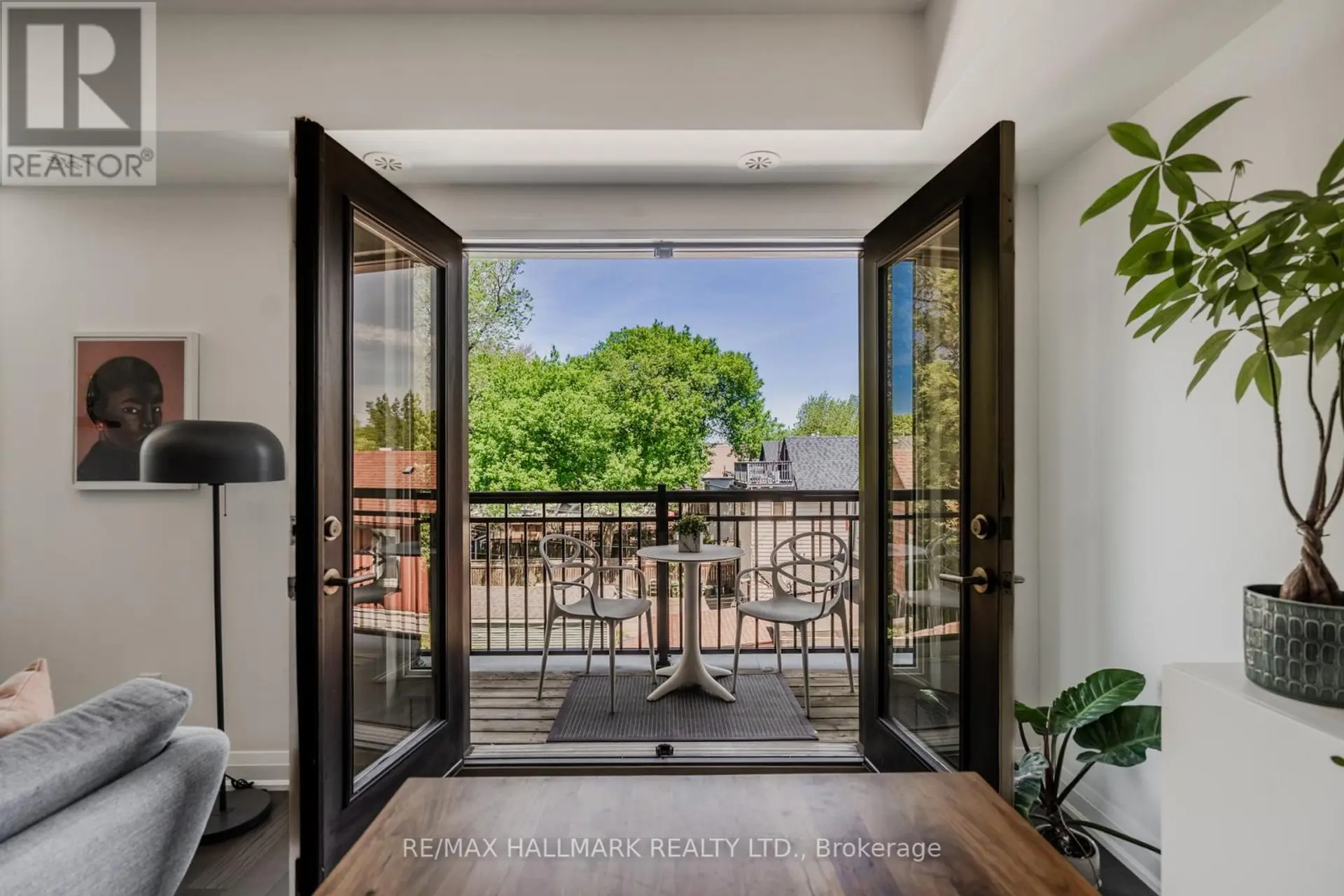 #15 100 COXWELL AVENUE - Image 7