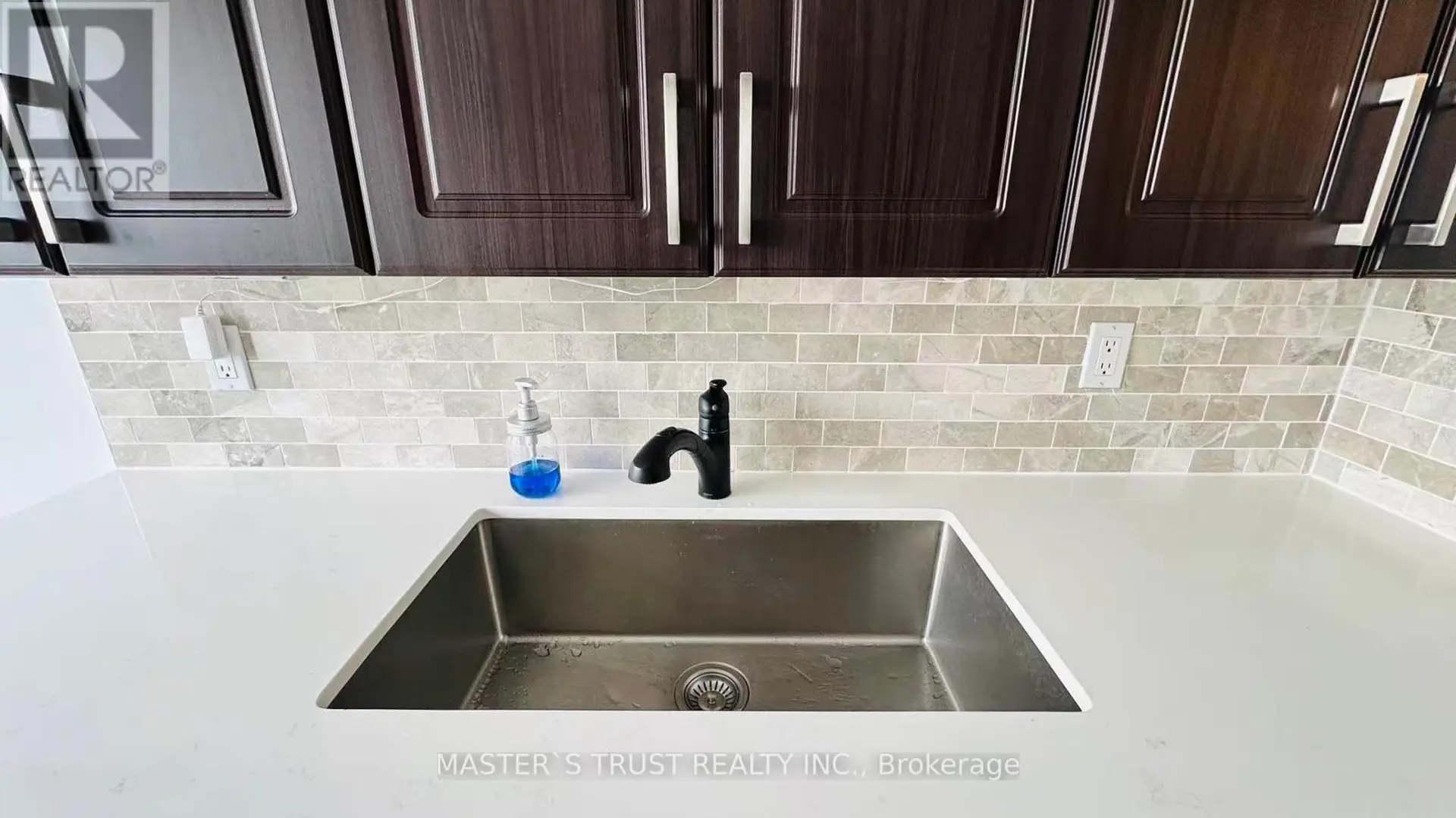 #1211 35 FINCH AVENUE E - Image 6