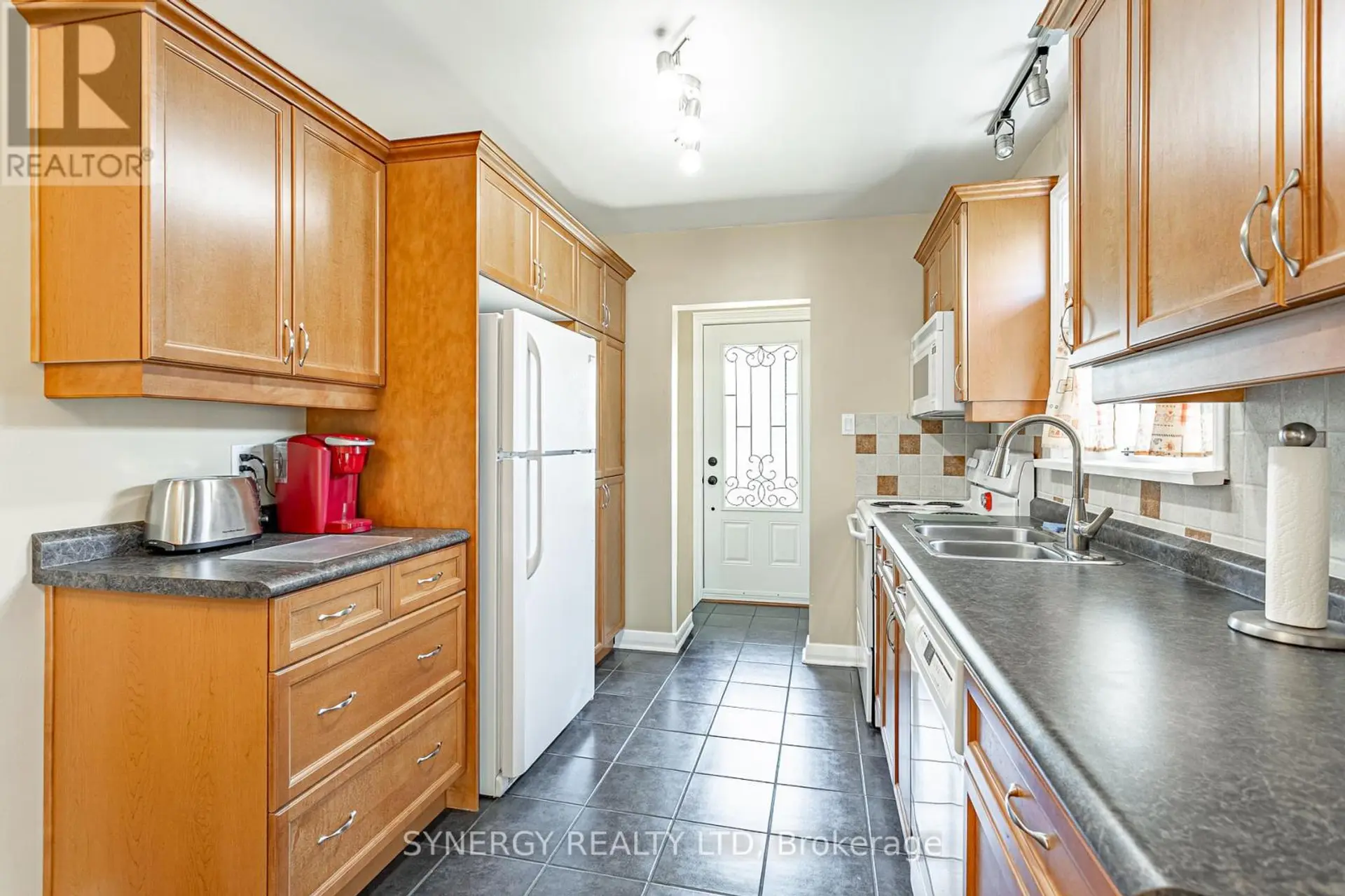 227 STERLING STREET - Image 2