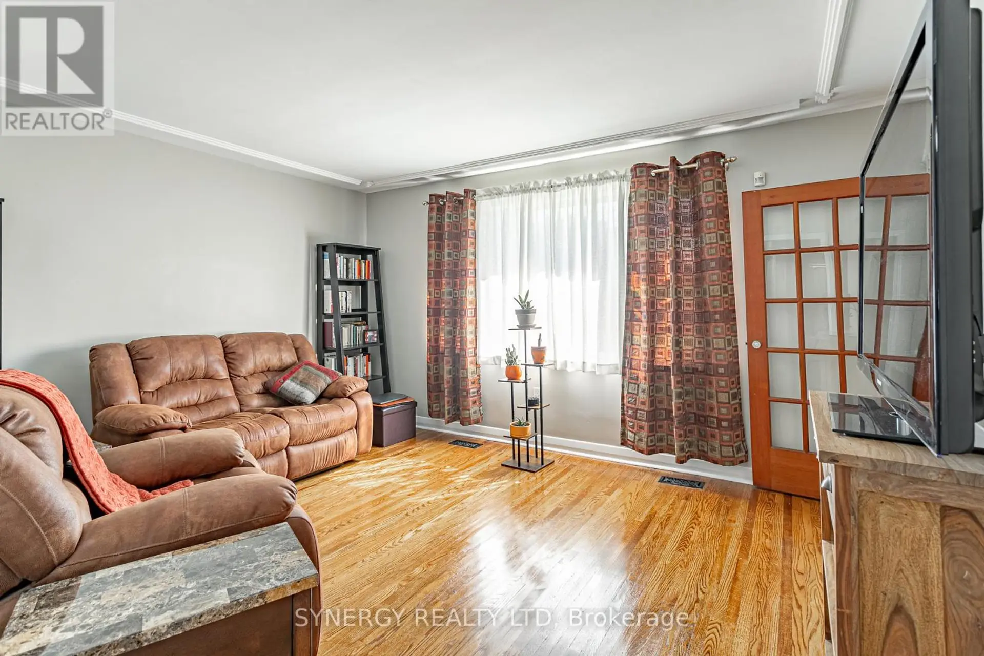 227 STERLING STREET - Image 5