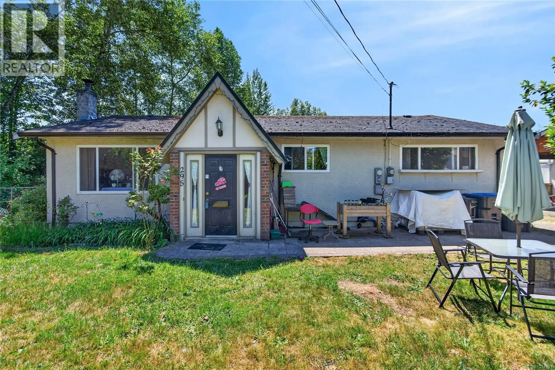 Property at 295 Centennial Dr, Courtenay, BC