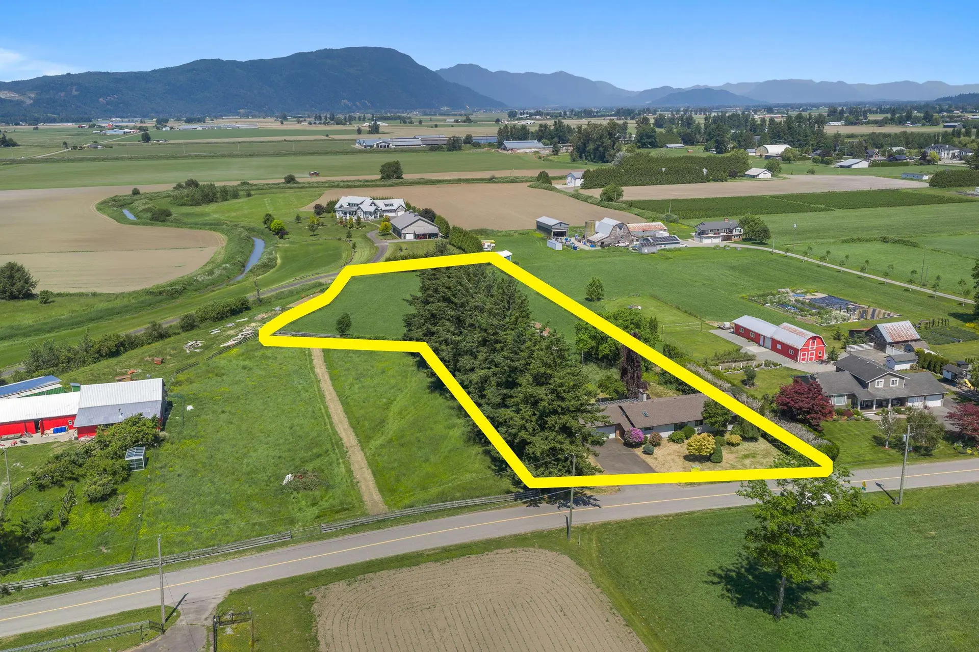 Property at 38531 Old Yale Road, Abbotsford, BC